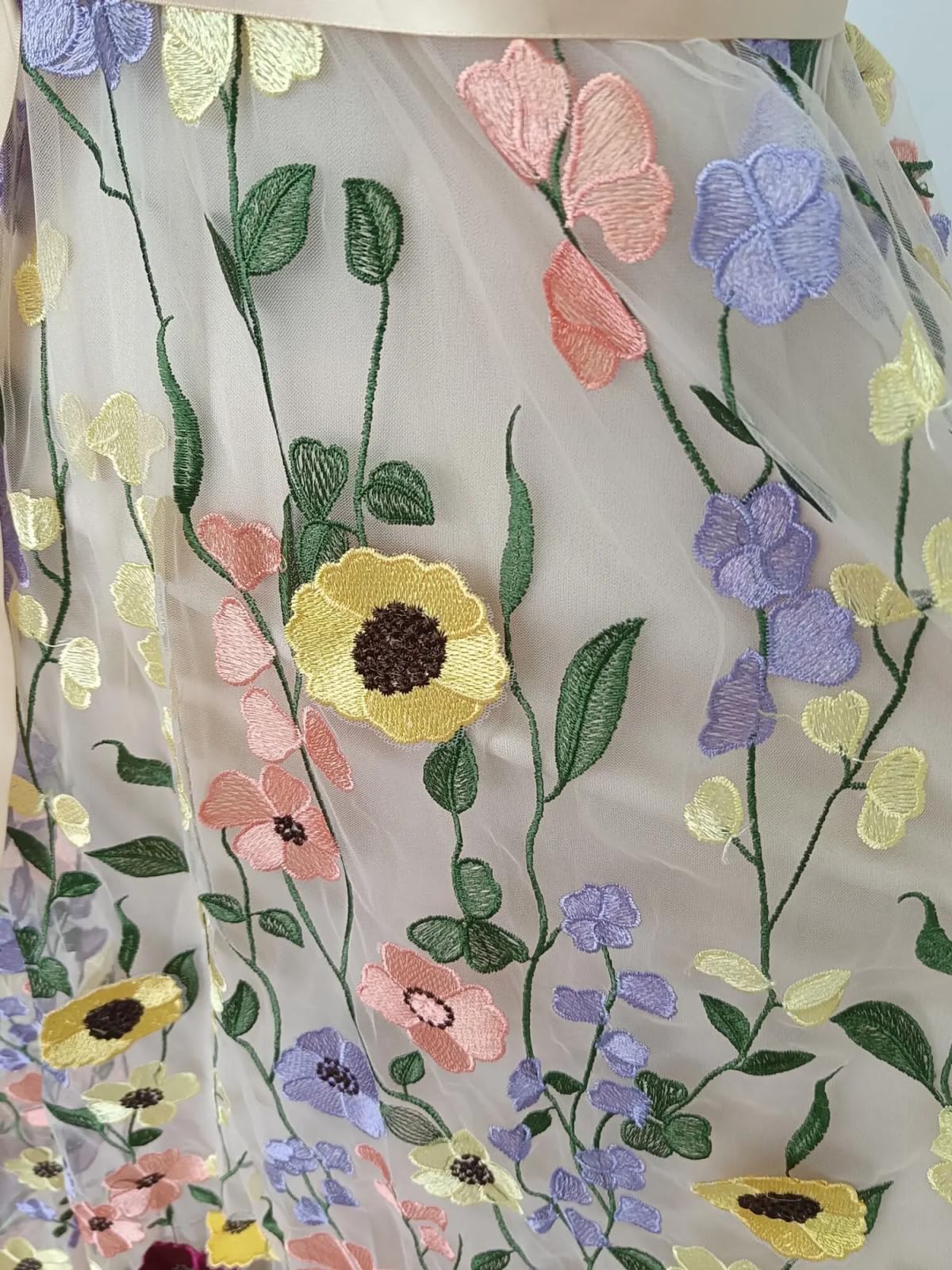 Elegant 3D Floral Embroidery Long Dress with Ruffle Sleeves & Lace Detail - Women's Bodycon Cocktail Dress for Parties, Weddings & Special Occasions