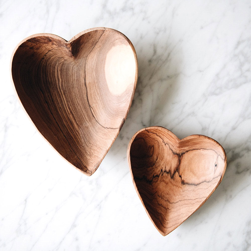 Handcrafted Wild Olive Wood Heart-Shaped Serving Plates Set - Perfect for Valentine's Day, Weddings & Romantic Dinner Parties