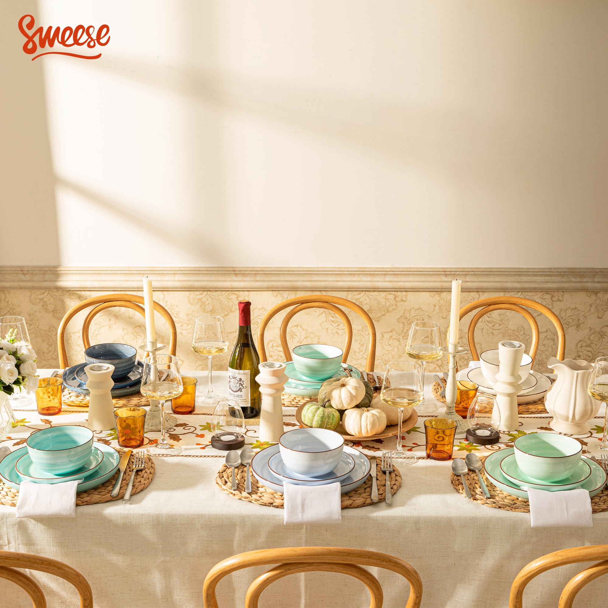 Sweese 18-Piece Porcelain Dinnerware Set - Round Plates & Bowls for 6, Microwave & Dishwasher Safe, Scratch-Resistant Hand-Painted Blue Swirl Design - Perfect for Family Dinners, Parties & Everyday Use