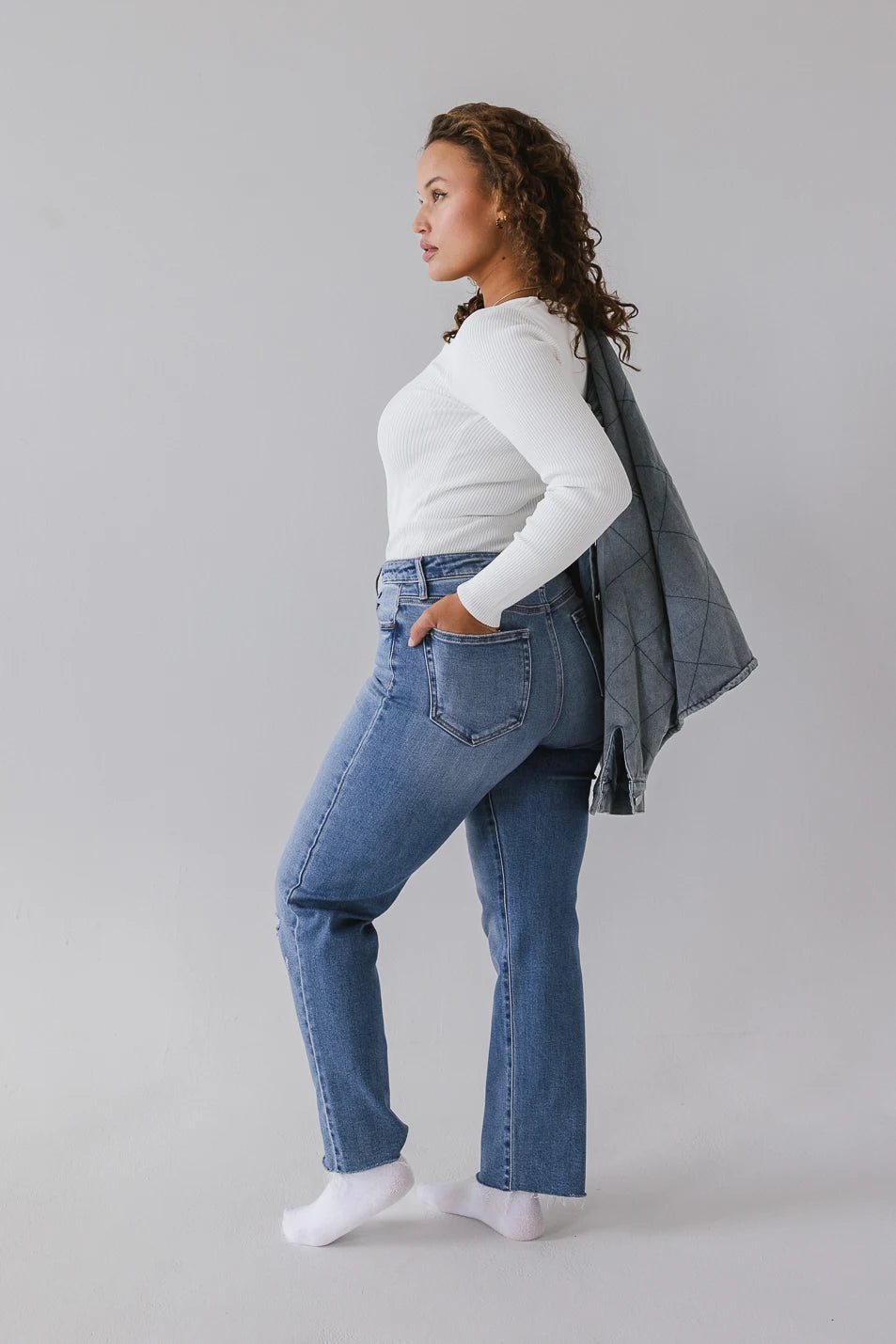 Amelia Distressed Medium Wash Jeans for Women - Vintage Ripped Denim Pants | Perfect for Casual Outfits, Street Style & Everyday Wear