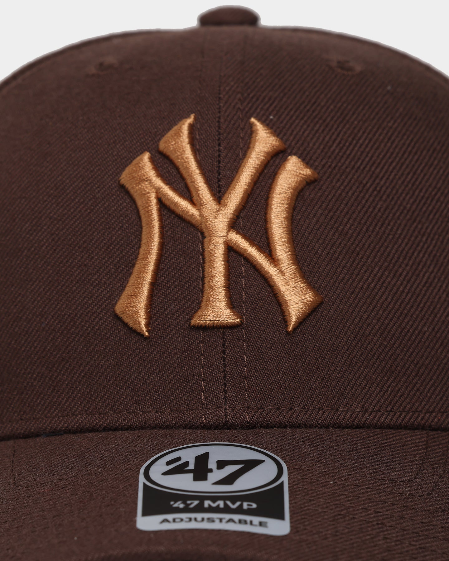 New York Yankees MVP 47 Brand Snapback Hat - Adjustable Brown Baseball Cap for Men & Women - Perfect for Sports Fans, Casual Wear & Game Day Outfits