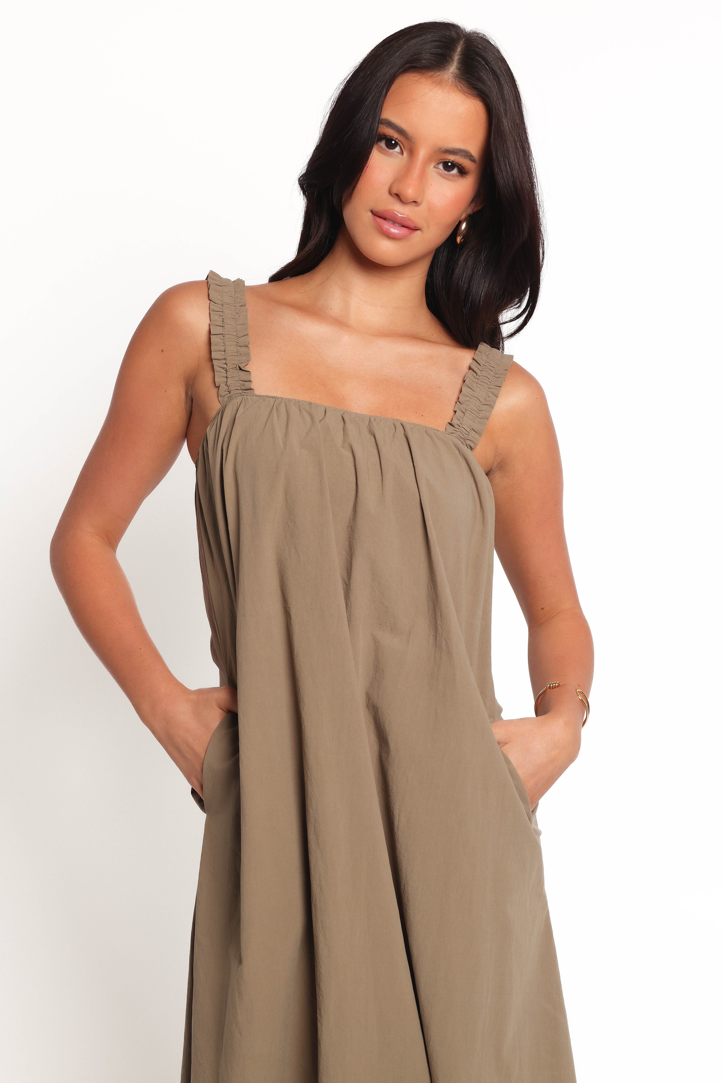 Alessandra Women's Olive Green Maxi Dress - Elegant Long Sleeve Flowy Summer Dress for Beach, Wedding & Special Occasions