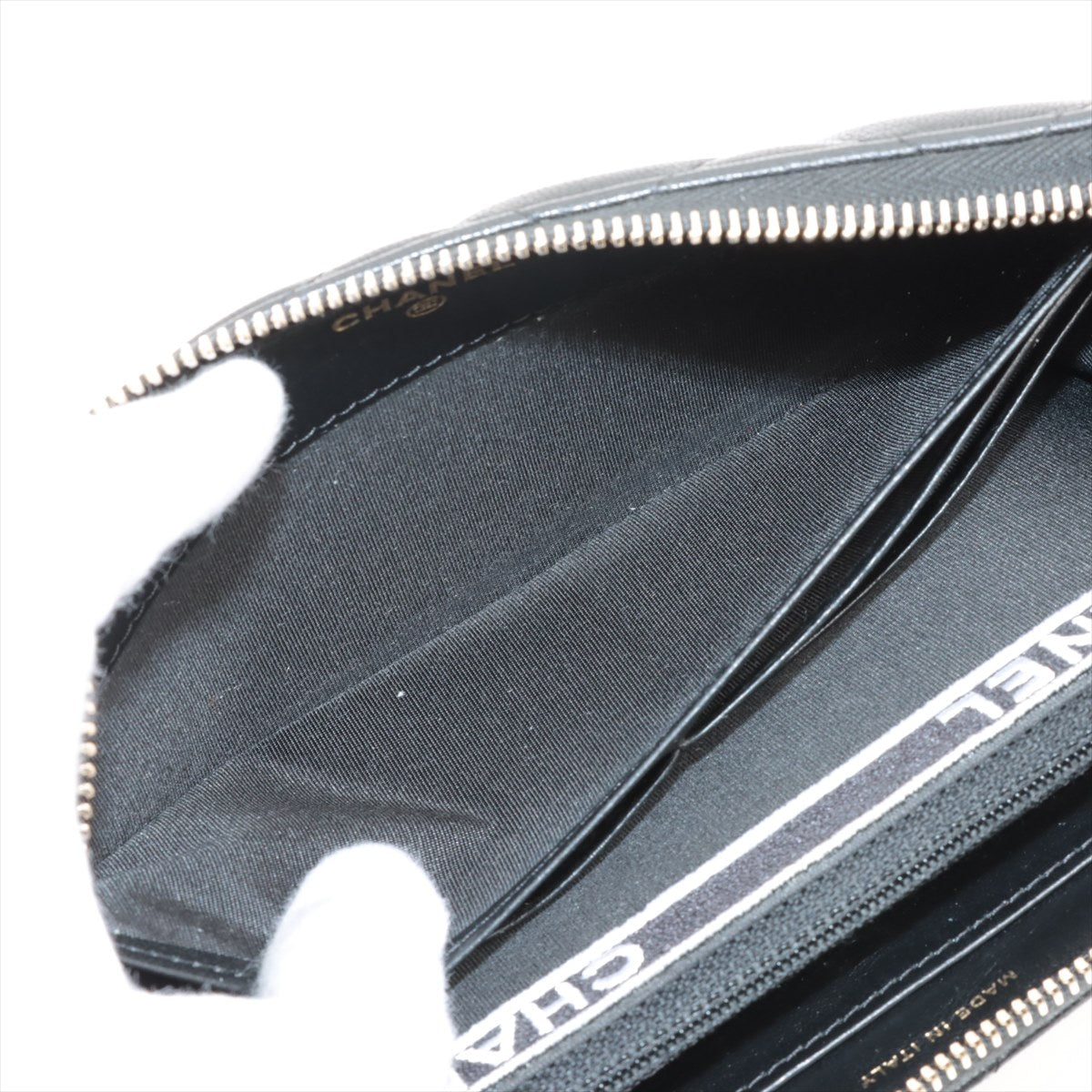 Chanel CC Logo Matelassé Lambskin Zip Round Wallet Black - Luxury Designer Women's Wallet for Everyday Use & Special Occasions
