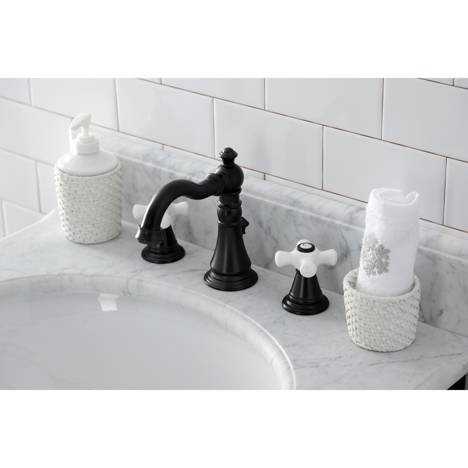 American Classic FSC1970APX 3-Hole Widespread Bathroom Faucet with Brass Pop-Up Drain - Matte Black Finish for Modern Vanities & Bathroom Upgrades