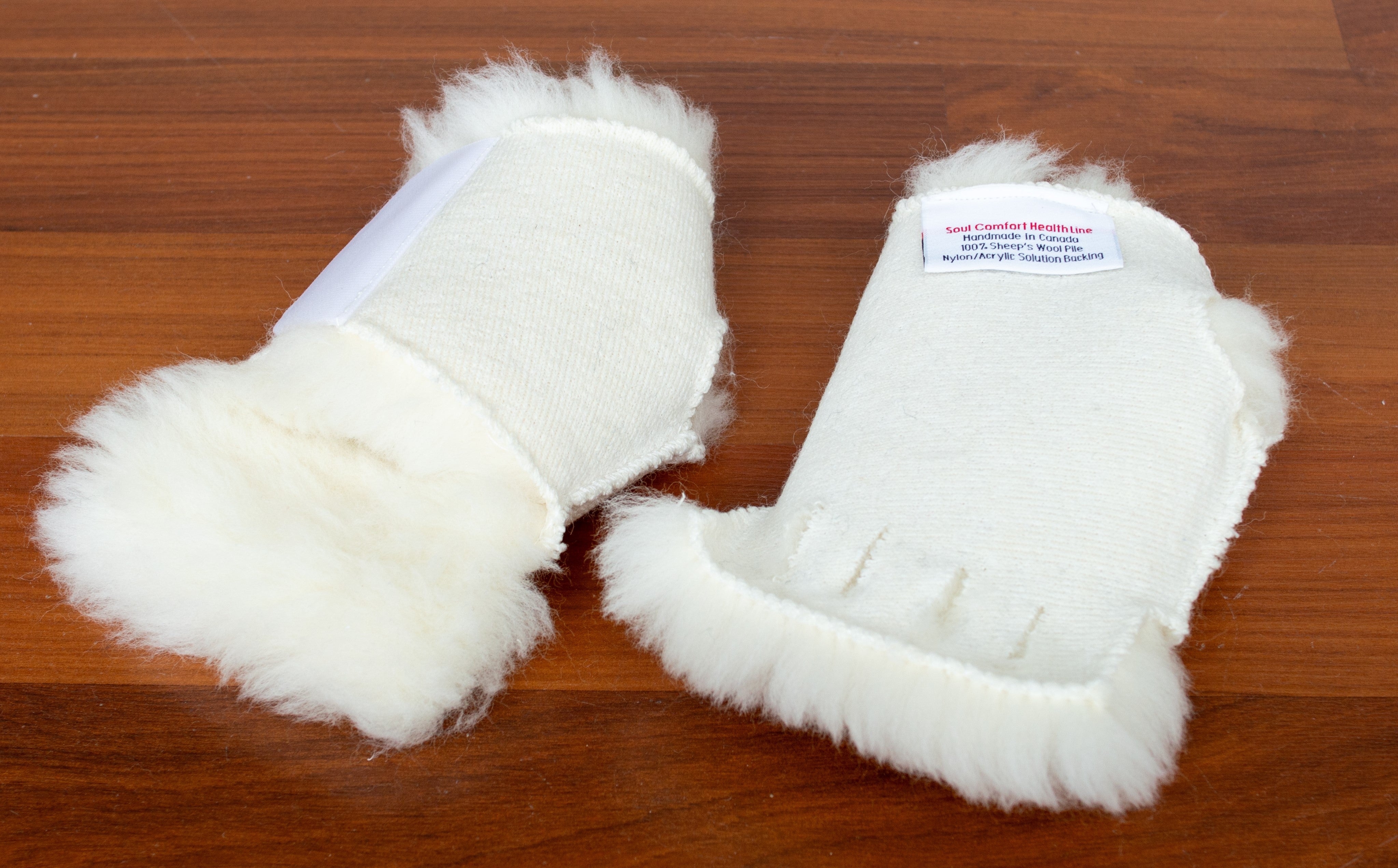 Premium Wool Hand Protector - Soft & Warm Winter Gloves for Men & Women - Ideal for Outdoor Activities, Skiing, Hiking & Cold Weather Protection
