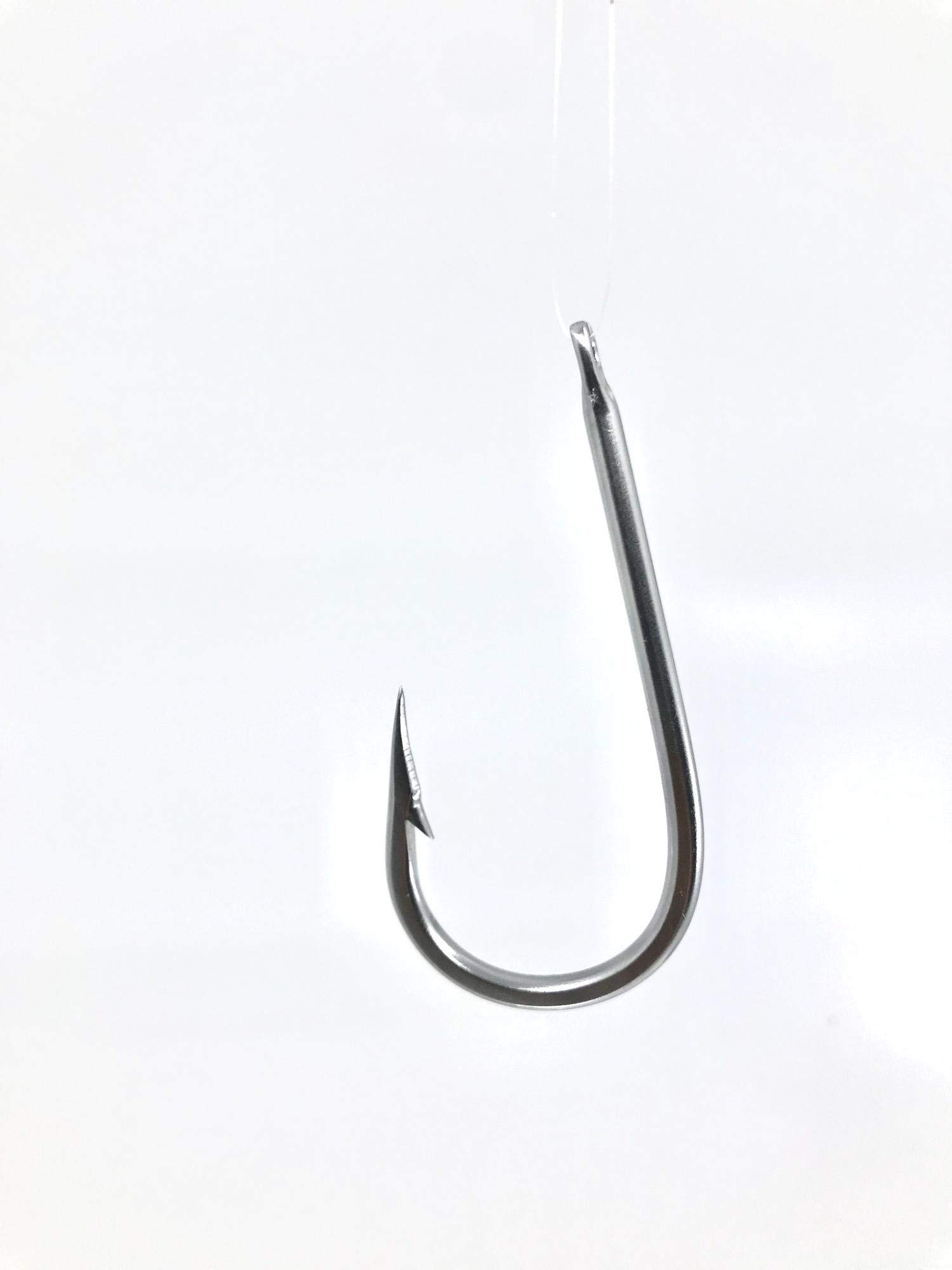 Mustad 9/0 Southern & Tuna Fishing Hooks - 1X Strong Needle Eye Saltwater Hooks for Offshore Fishing, Big Game Fishing, and Deep Sea Angling