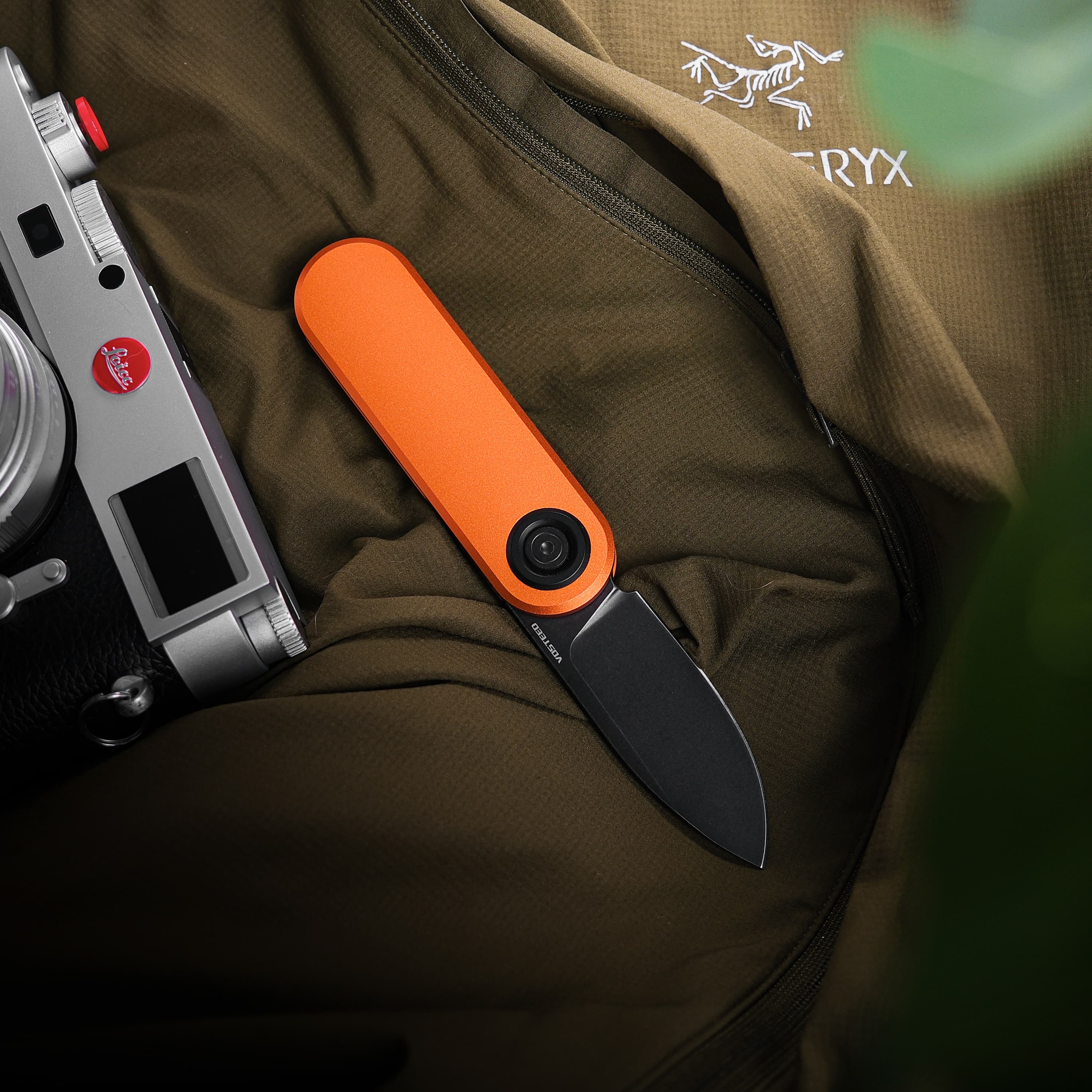 Premium Corgi V Vanchor Lock Pocket Knife - 2.36