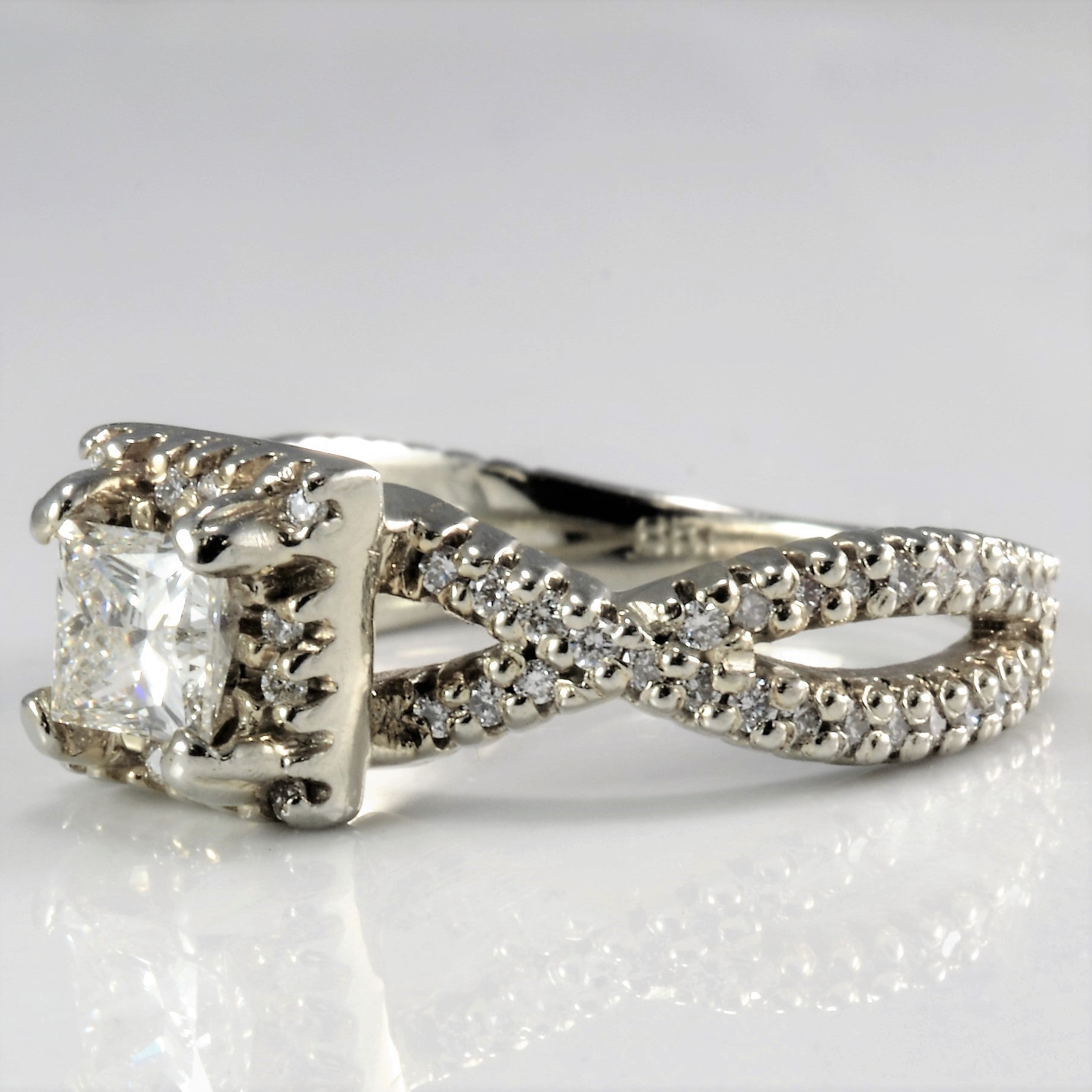 19k Princess Diamond Crossover Engagement Ring - 1.00ctw SI1/2 Clarity, Size 5.75, Elegant Wedding Band, Perfect for Proposals, Anniversaries & Romantic Occasions