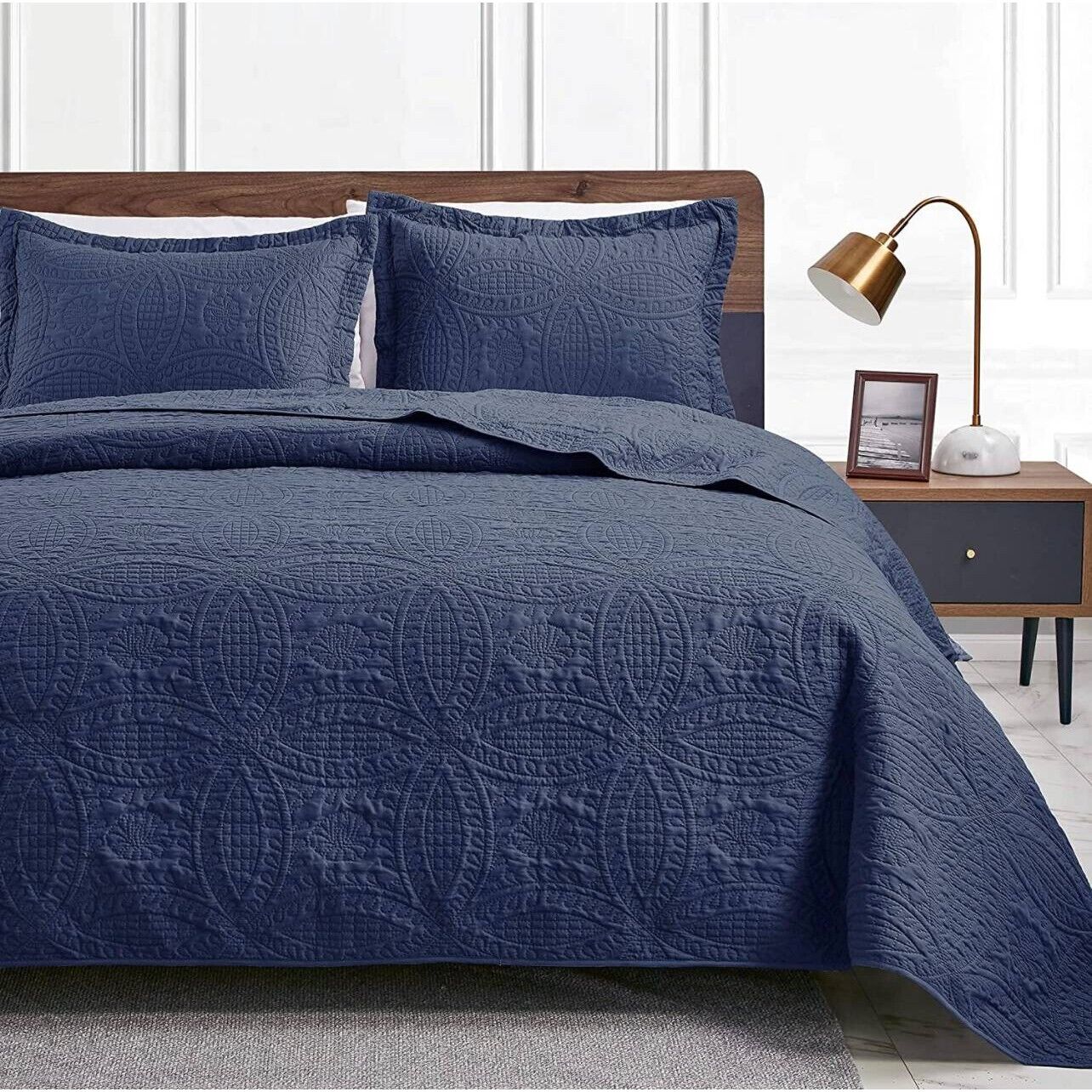 Loves Cabin King Coverlet Set - Quilt & 2 Pillow Shams, Country Farmhouse Style in Blue - Perfect for Bedroom Decor, Guest Room, and Cozy Farmhouse Aesthetic