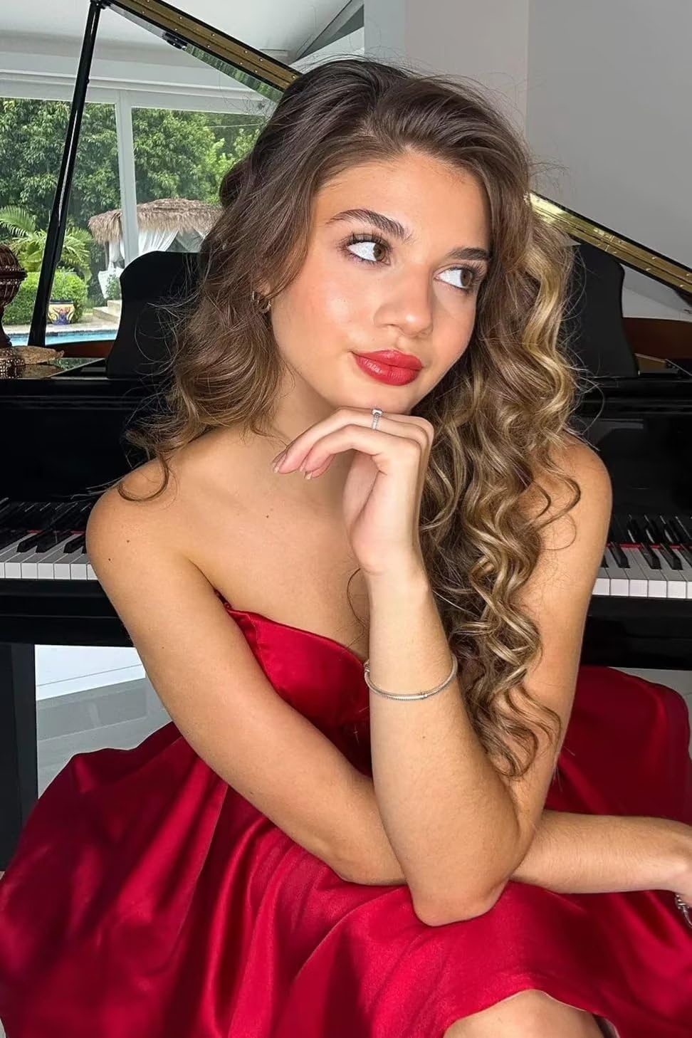 Sweetheart Neckline Short Homecoming Dress for Teens - Strapless Boned Corset Prom Gown for Formal Events, Cocktail Parties & Evening Occasions | Perfect for Dances, Graduations & Special Celebrations