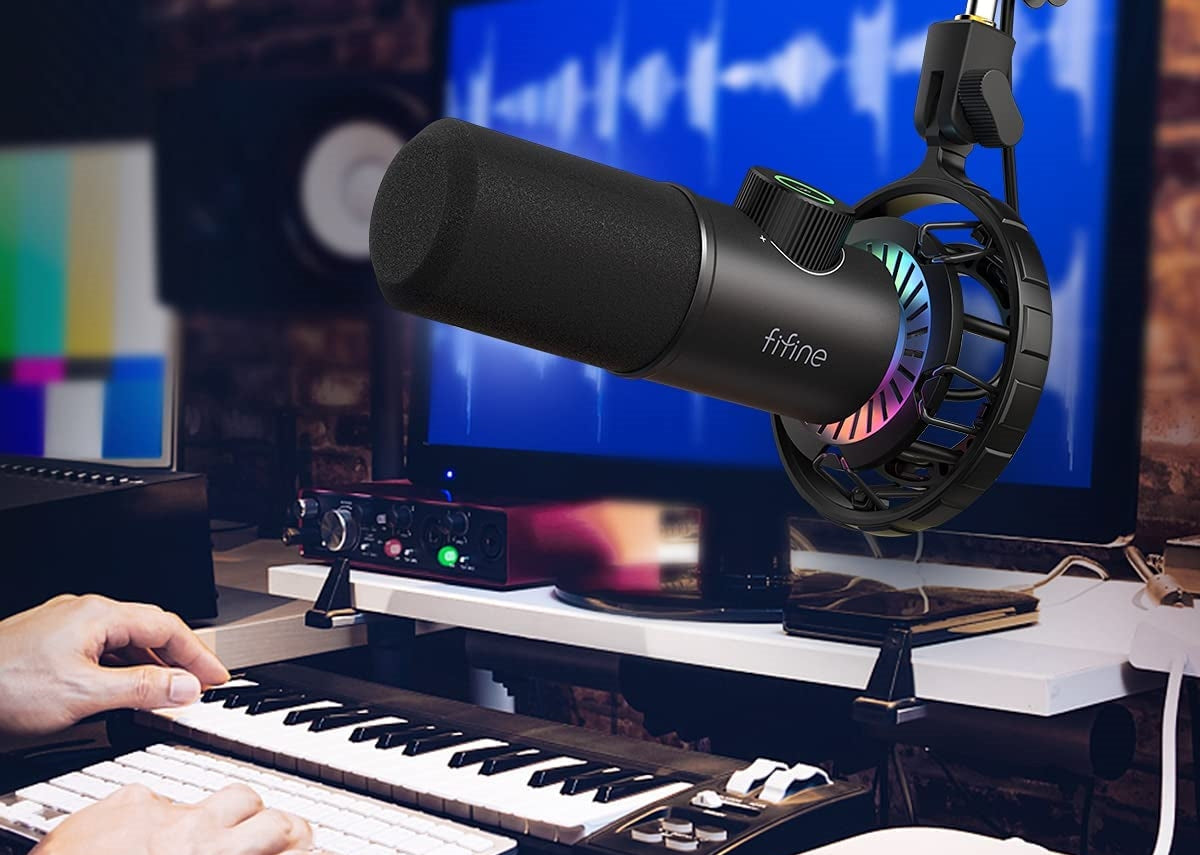 FIFINE K658 USB RGB Gaming Microphone with Cardioid Pickup, Live Monitoring & Mute Button - Perfect for Streaming, Podcasting, Gaming & Karaoke (PC/PS4/PS5/Mac)