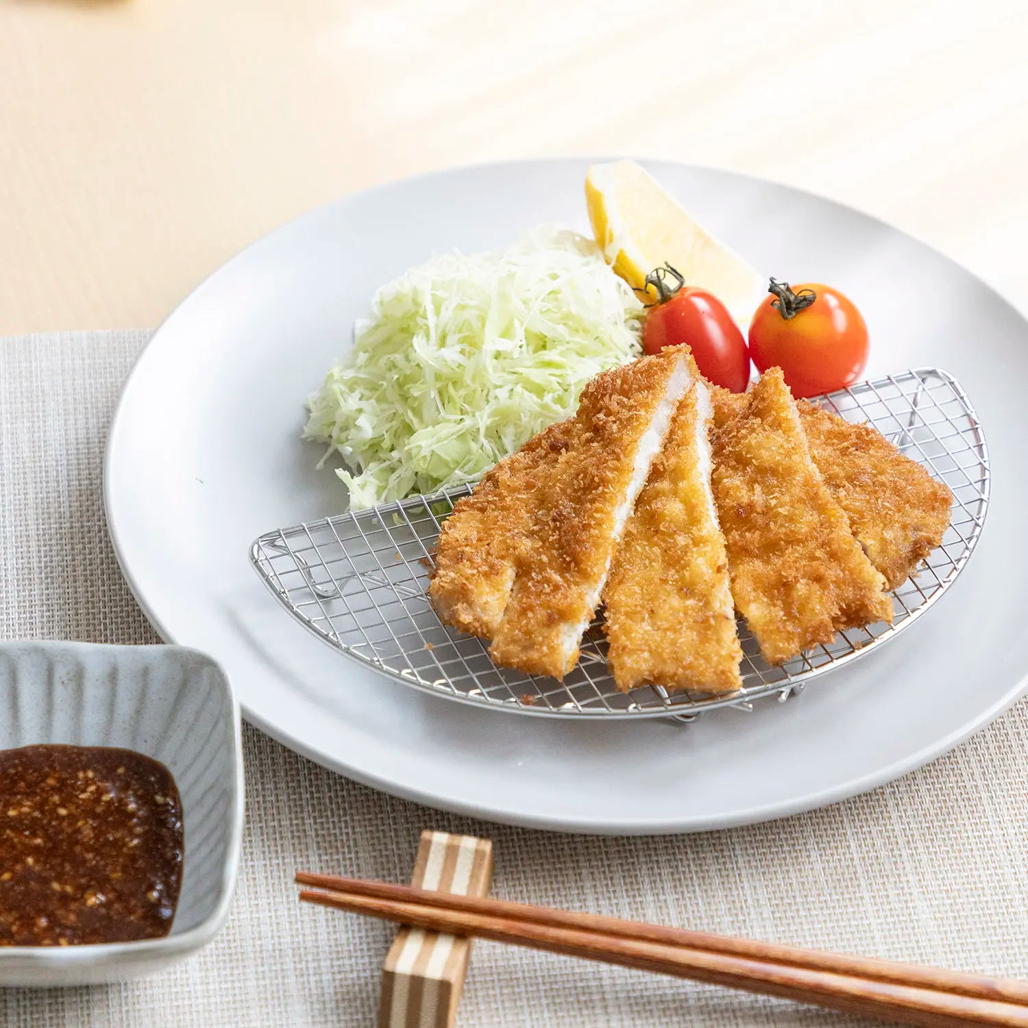 EBM Semicircle Tonkatsu Oil Drain Mesh - Stainless Steel Deep Fryer Grease Filter for Japanese Cuisine, Perfect for Home Kitchens & Restaurants