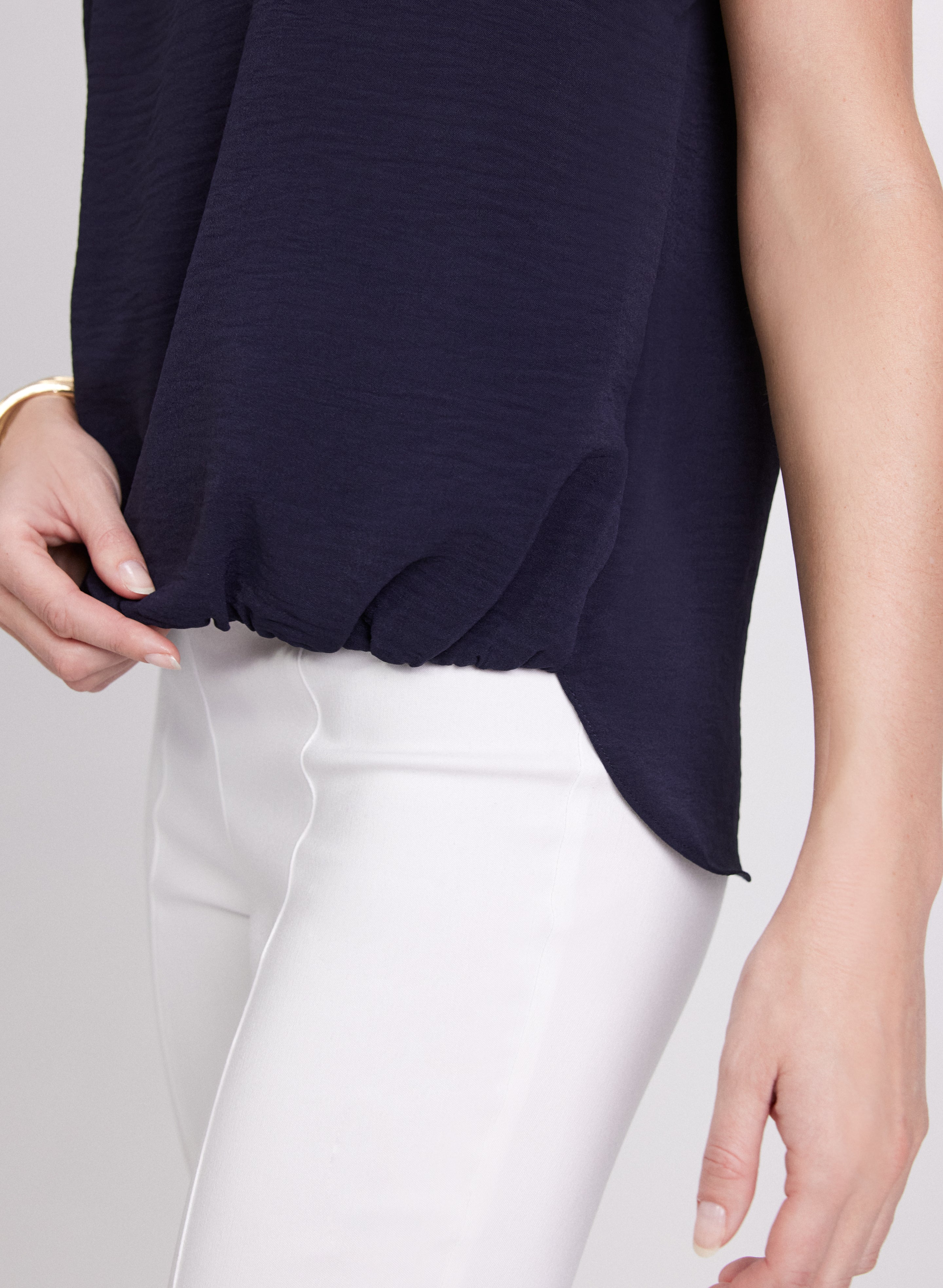 Stylish Bubble Hem Blouse for Women - Trendy Flowy Tops for Casual Wear & Office Outfits