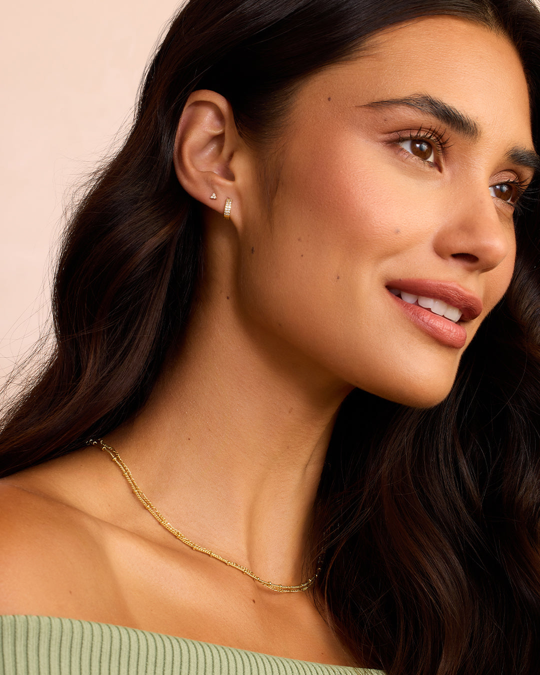Wilder Shimmer Single Huggie Hoop Earrings - Minimalist Gold Huggie Hoops for Women - Perfect for Everyday Wear, Work & Date Night