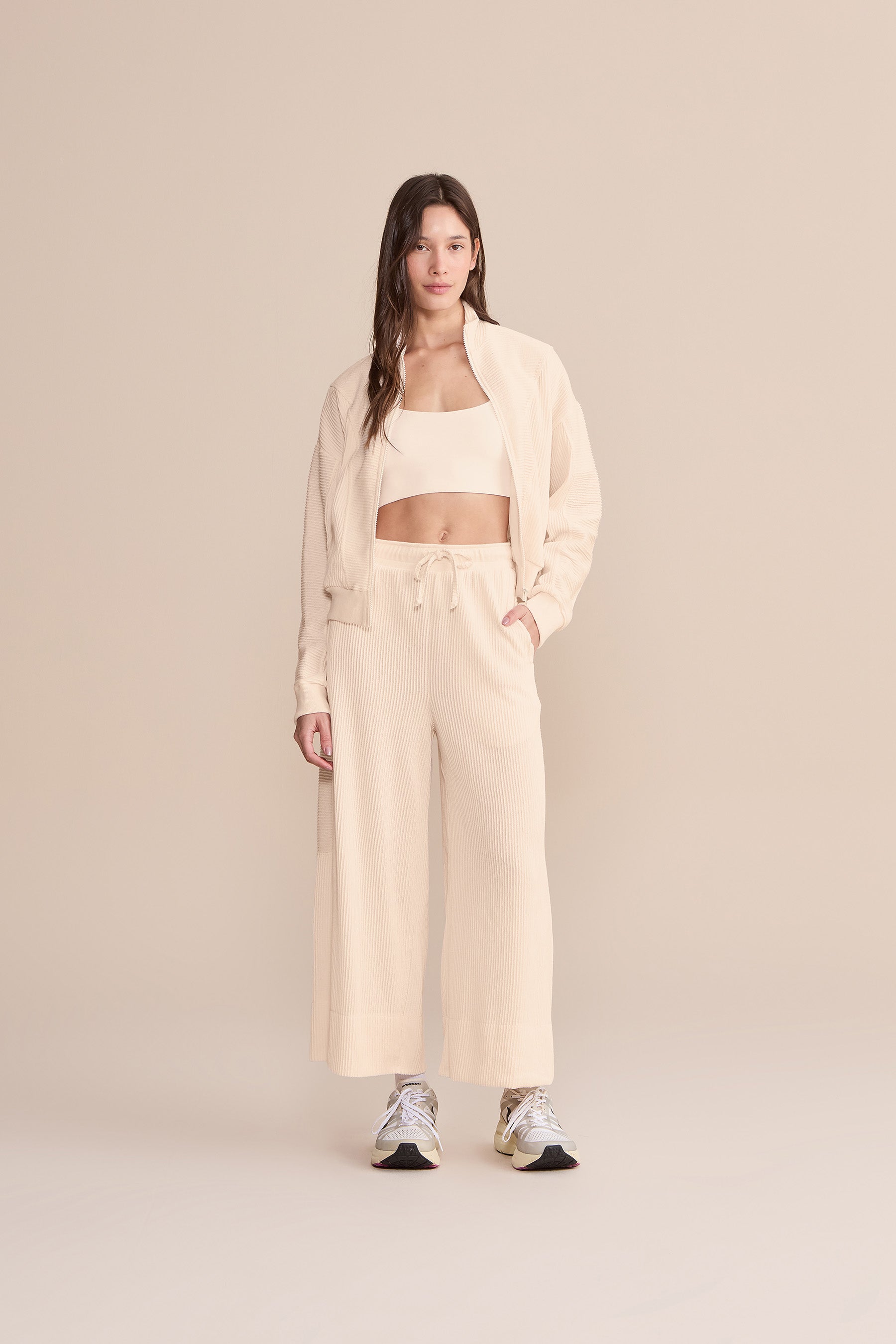 Bold Fleece Straight Pants for Women - Soft Comfortable Winter Trousers with Elastic Waist - Perfect for Casual Wear, Outdoor Activities & Lounge