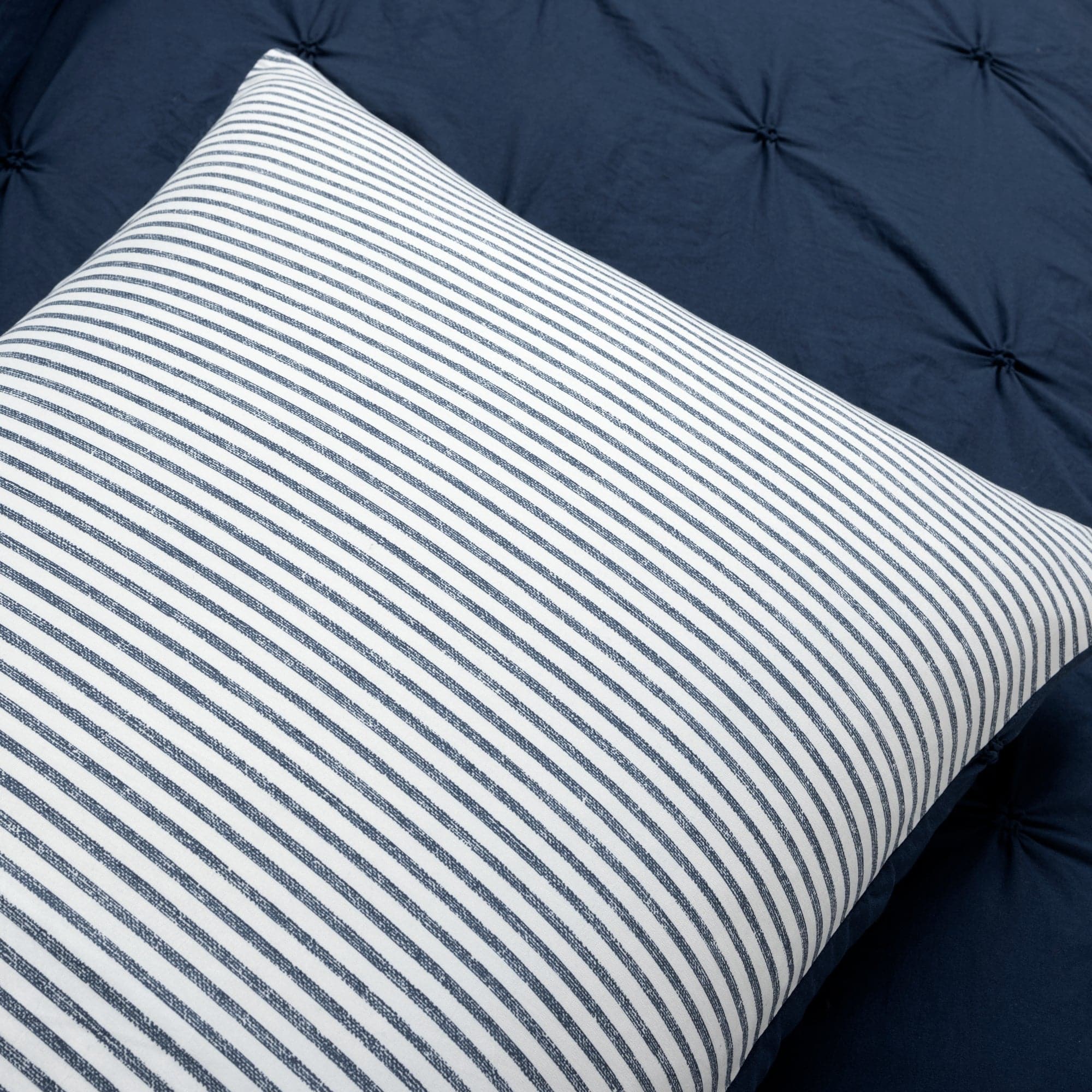 Ravello Pintuck Reversible Comforter Bed in a Bag Set - Queen Size Luxury Bedding for Master Bedroom & Guest Room | Complete Comforter, Sheet Set & Pillow Shams
