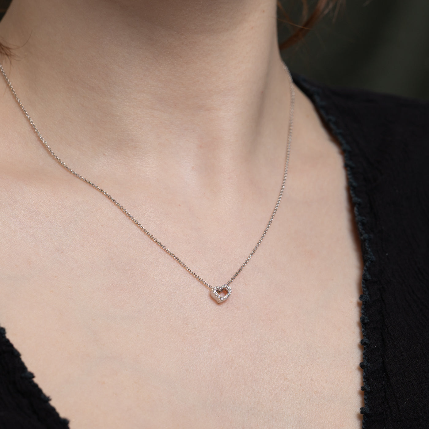 Birks' Essentials Heart Diamond Necklace | 0.09ct Diamond Pendant | 18K Gold | Elegant Jewelry Gift for Women | Perfect for Valentine's Day, Anniversary & Special Occasions