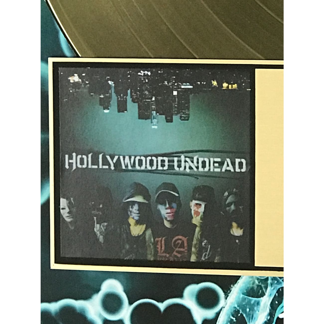 Hollywood Undead Swan Songs RIAA Gold Album Award - Limited Edition CD for Collectors & Fans - Perfect for Music Enthusiasts & Memorabilia Collectors