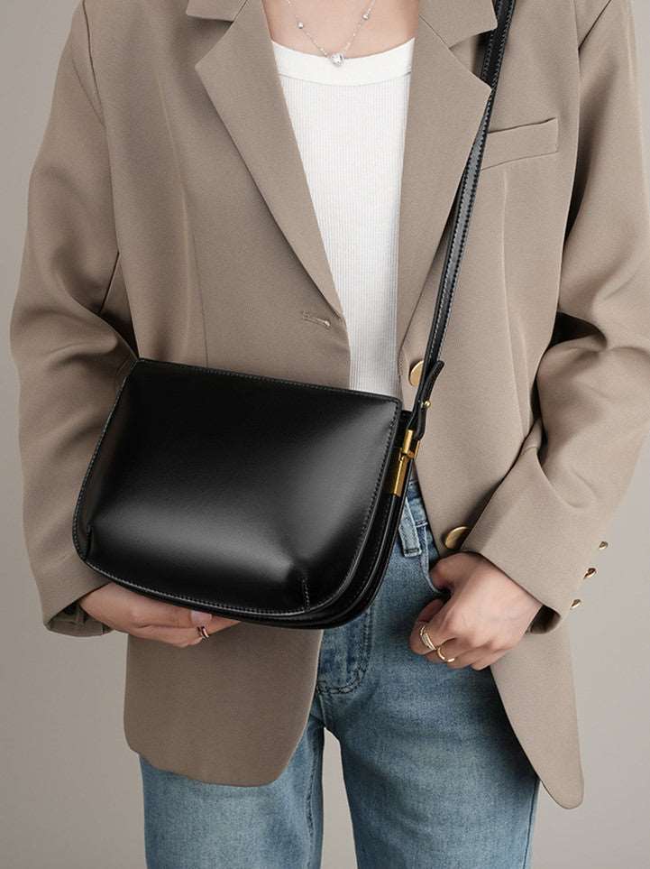 Stylish Mini Crossbody Bag for Women - Fashionable Small Shoulder Purse - Perfect for Everyday Use, Travel & Date Nights