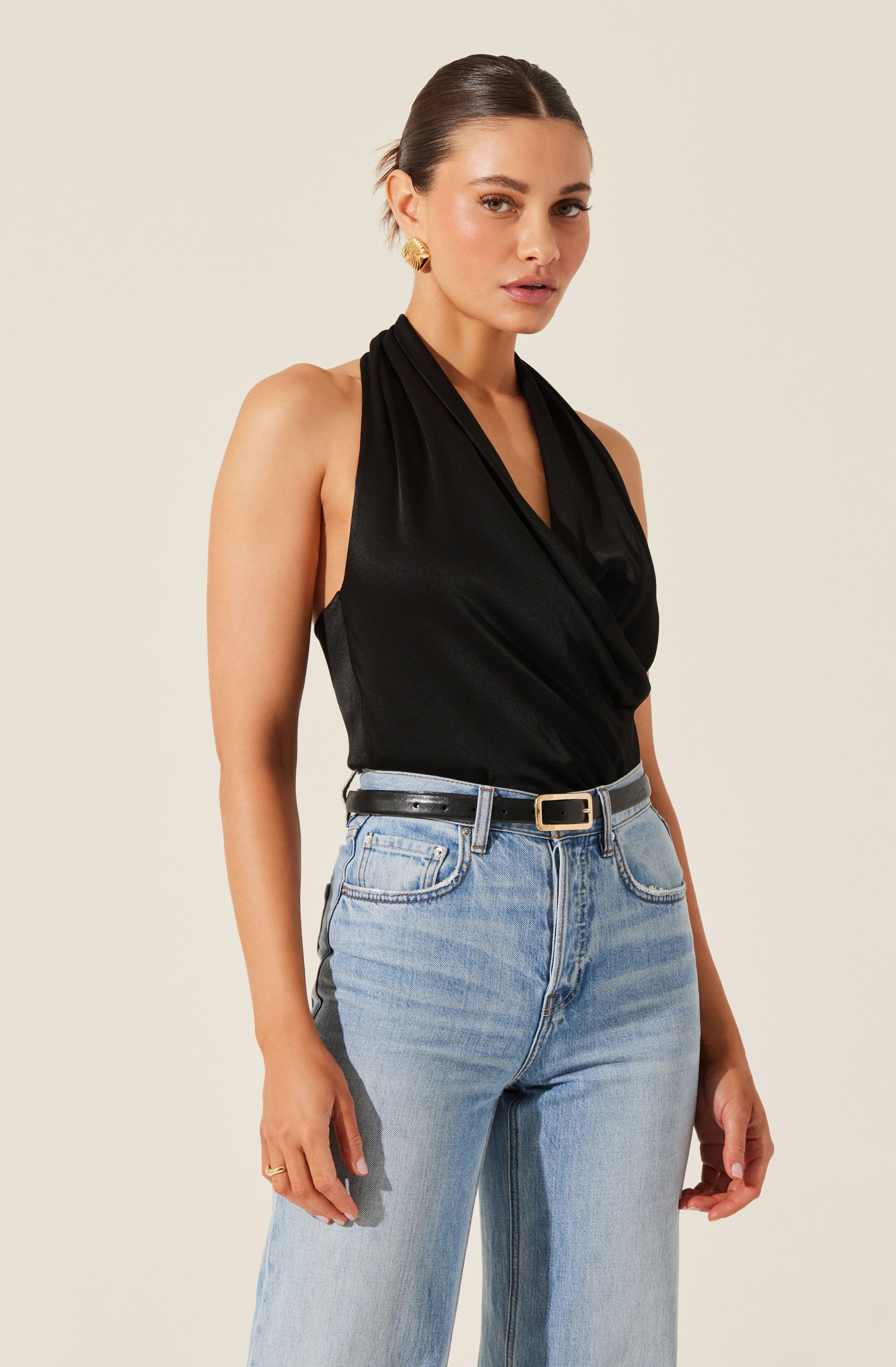 Stylish Draped Crossover Halter Top for Women - Summer Fashion, Beachwear, and Casual Outfits