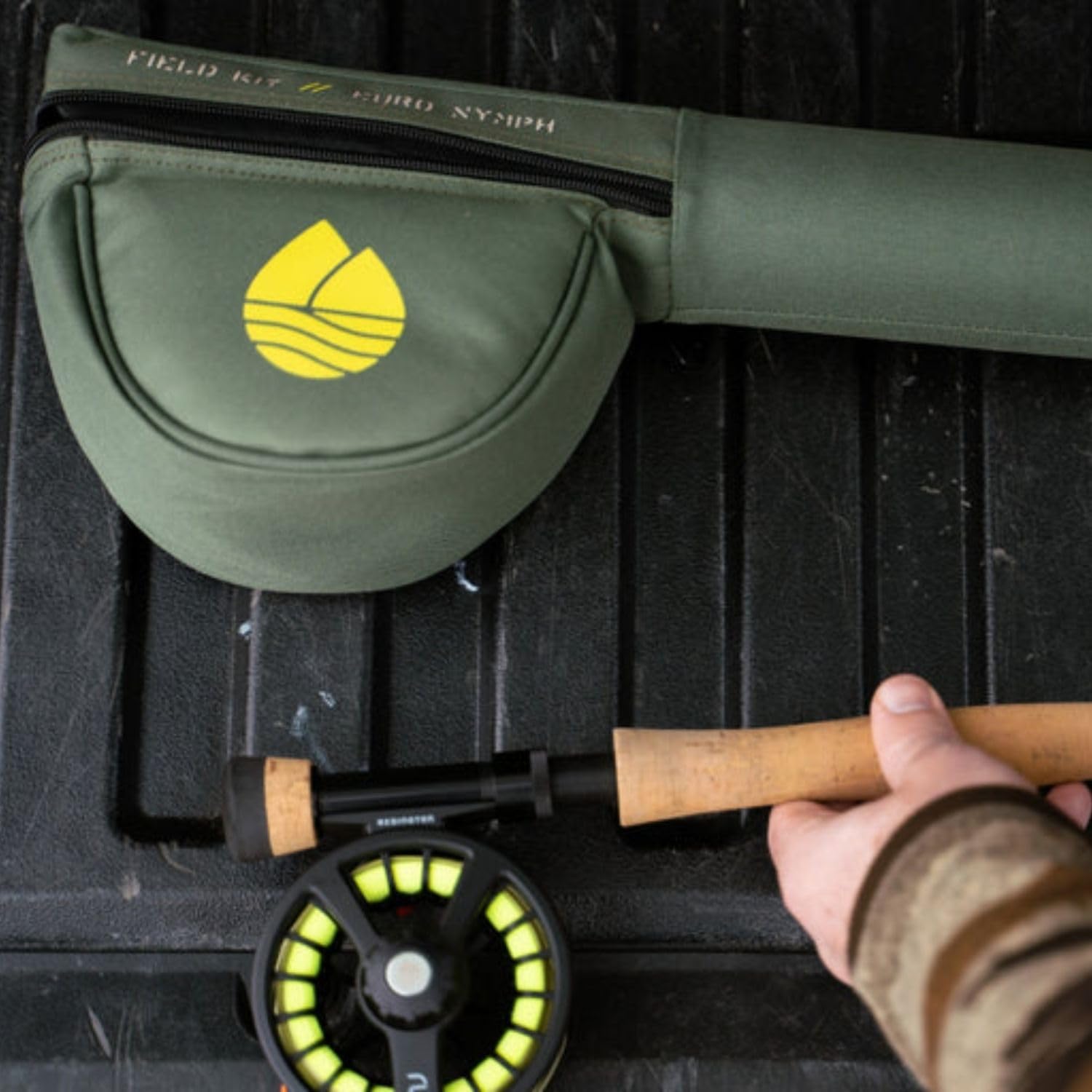 Redington Fly Fishing Starter Kit - Complete Fly Rod, Reel, Line & Carrying Case Combo for Beginners | Perfect for Trout Fishing in Rivers & Streams