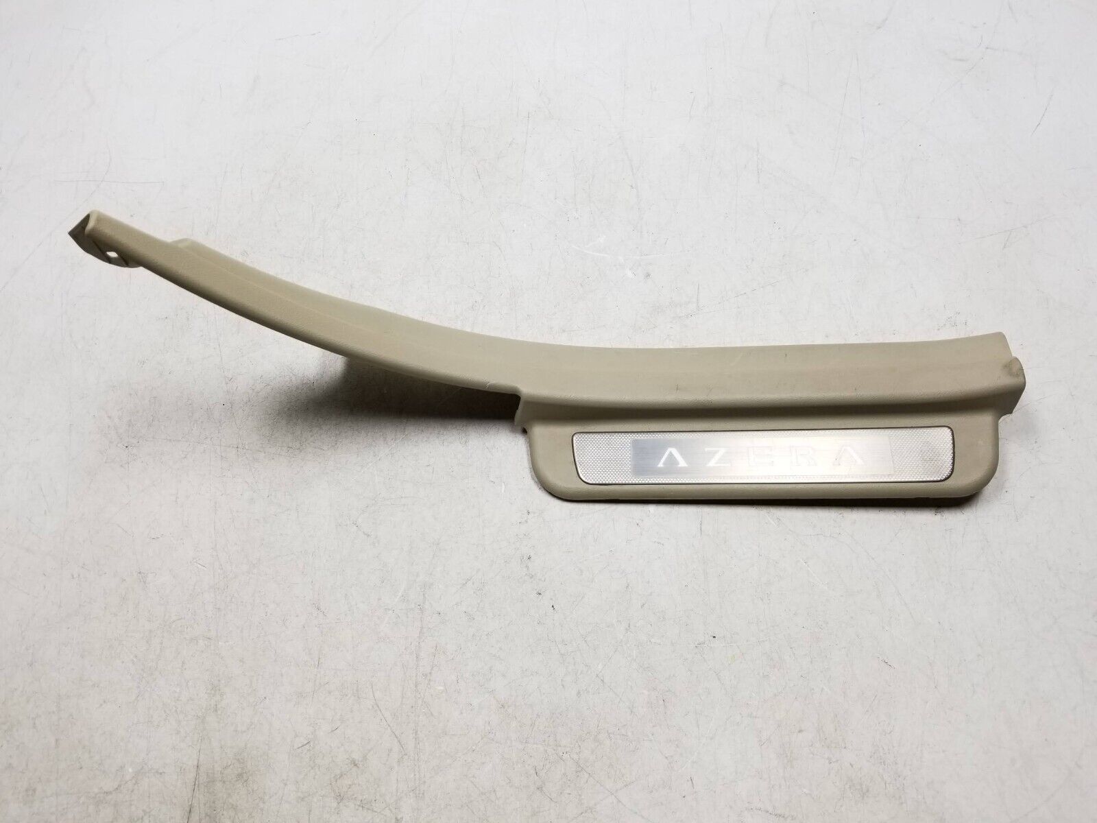 10 Hyundai Azera Rear Door Sill Scuff Plate Trim Panel Set - Left & Right OEM Replacement Parts for Car Interior Protection & Style Enhancement | Perfect for Vehicle Maintenance & Customization