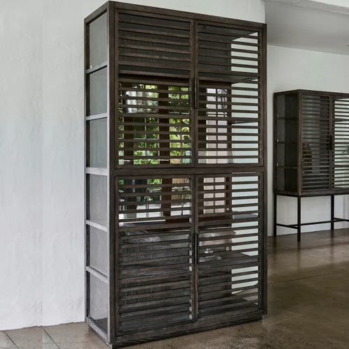 Premium Slatted Oak Wood Display Unit - Stylish & Durable for Retail Stores, Home Decor, and Office Organization