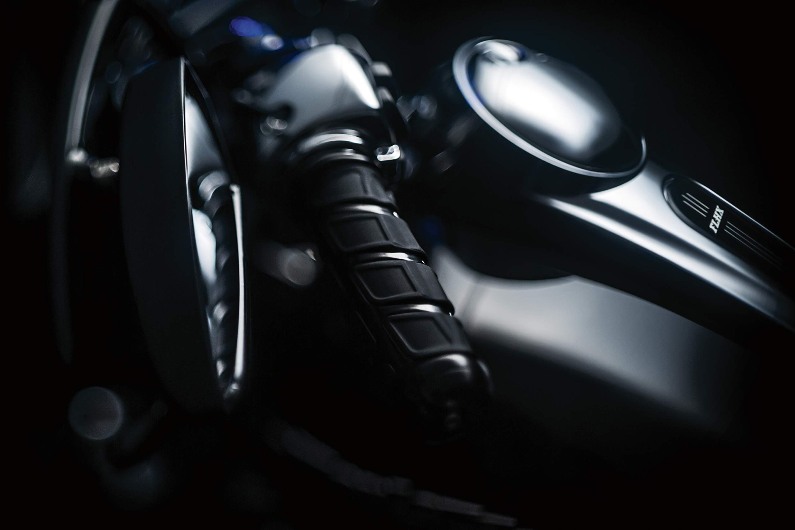 Premium Kinetic Handlebar Grips for Harley-Davidson (2008-2019) - Gloss Black Pair - Enhanced Grip & Comfort for Electronic Throttle Control - Ideal for Long Rides & Highway Cruising