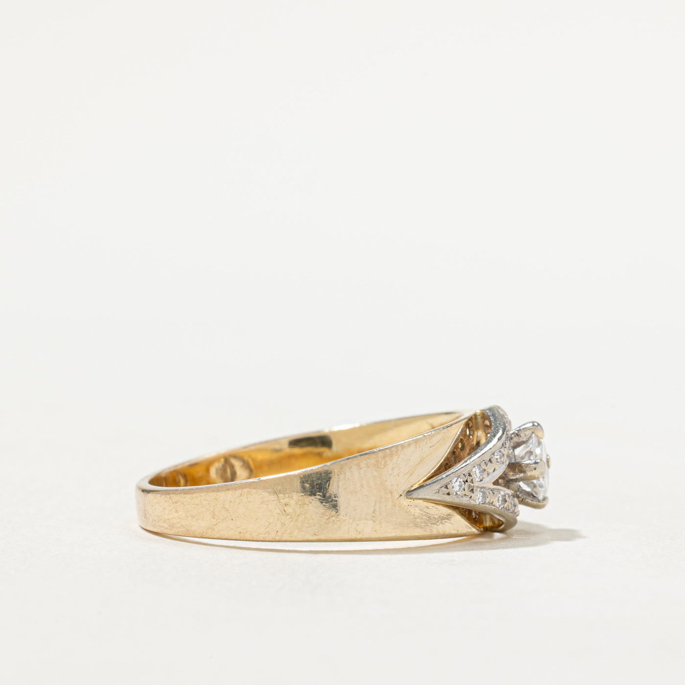 Elegant Rhombus Design Diamond Ring - 0.43 Carat Total Weight (CTW) - Size 11.25 - Perfect for Engagement, Anniversary & Special Occasion Gifts