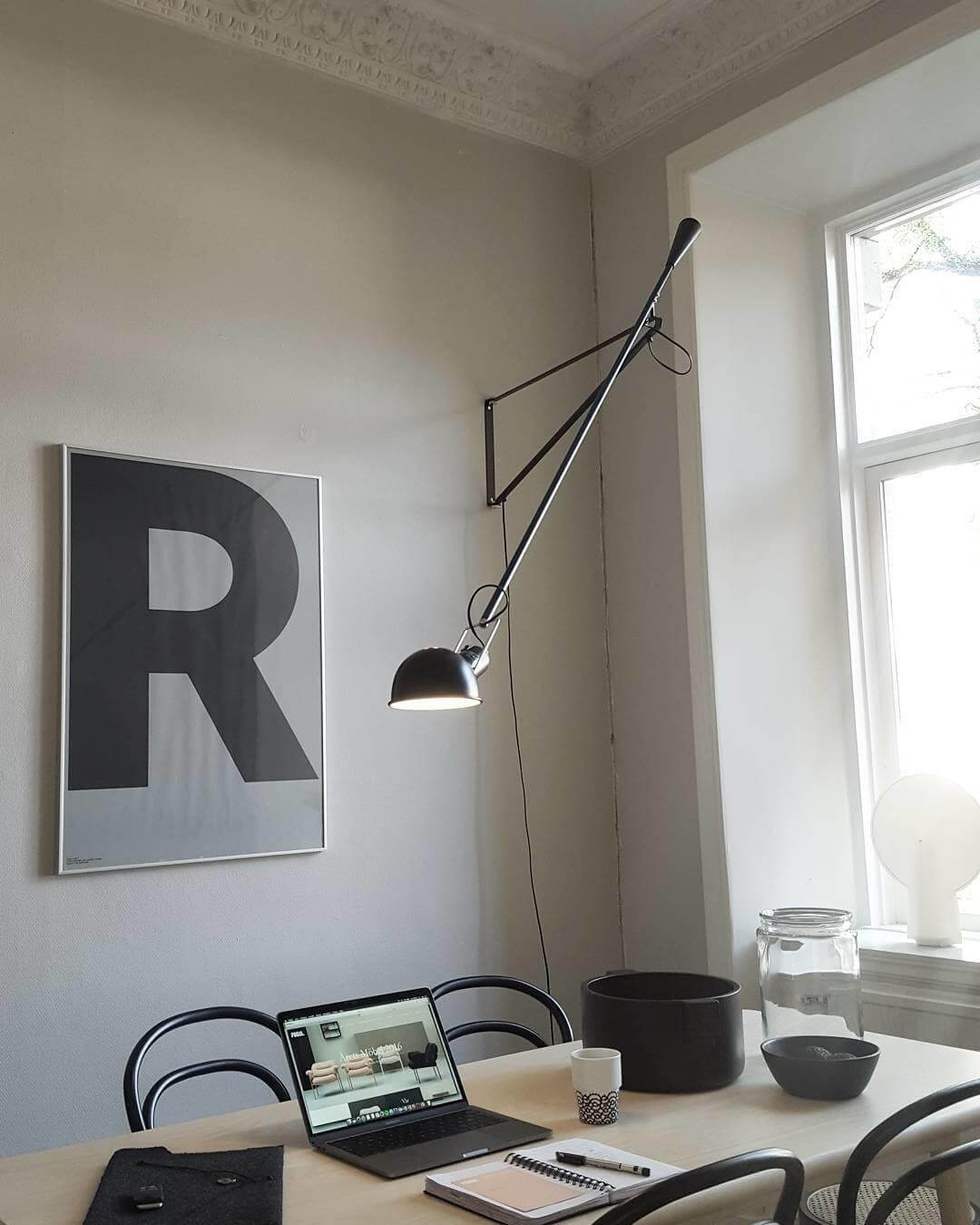 Long Arm Plug-In Wall Light - Adjustable Swing Arm Sconce for Bedroom, Living Room & Office - Modern LED Reading Light with Flexible Gooseneck Design