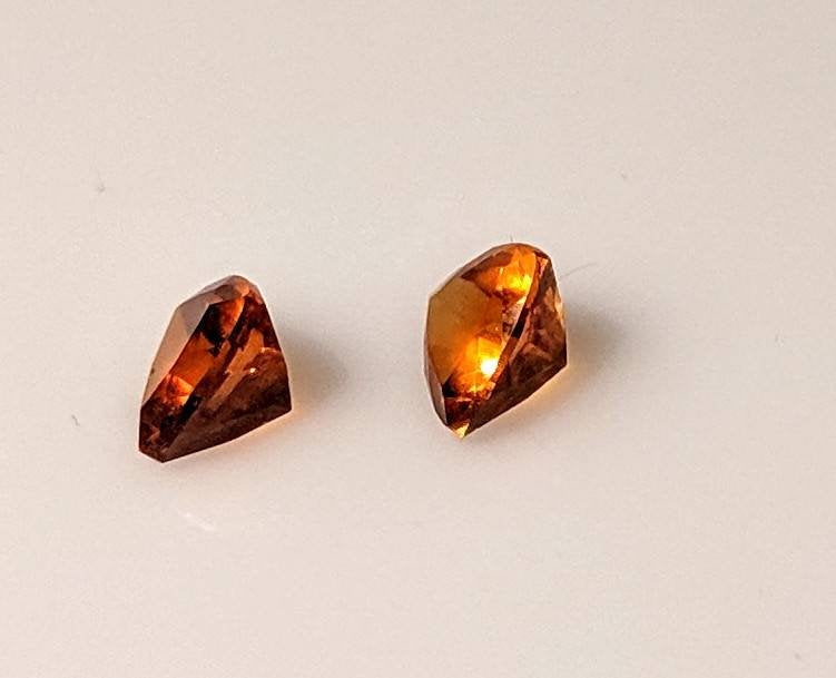 Natural Brazilian Citrine Loose Stones - 6mm Trillion Cut, VVS Eye Clean, Super Golden Orange Color, November Birthstone for Jewelry Making - Perfect for Necklaces, Rings & Birthstone Jewelry Designs