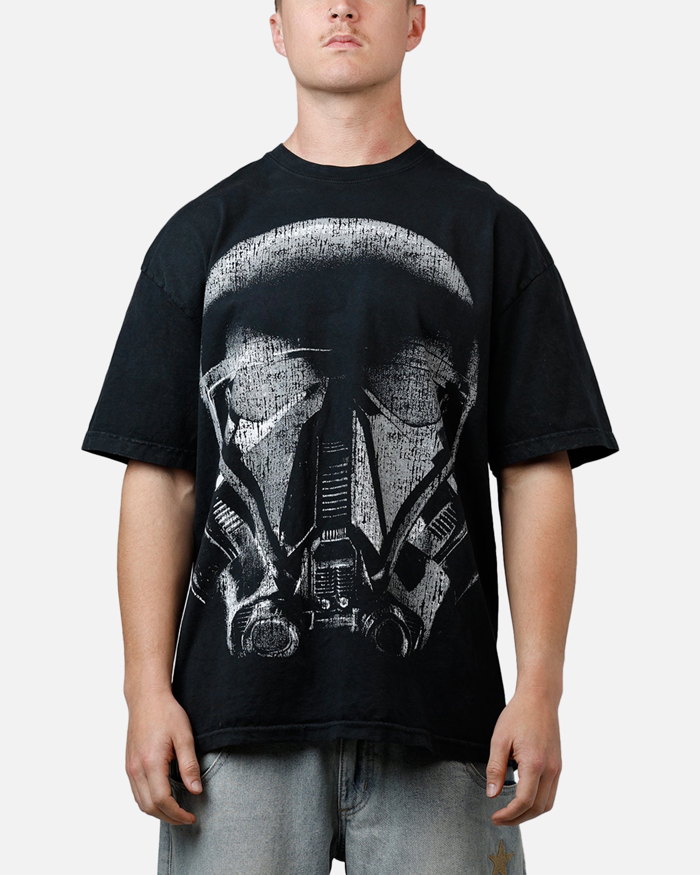 73 Studio Star Wars Death Trooper Vintage T-Shirt Black - Perfect for Cosplay, Gift Giving & Star Wars Fans