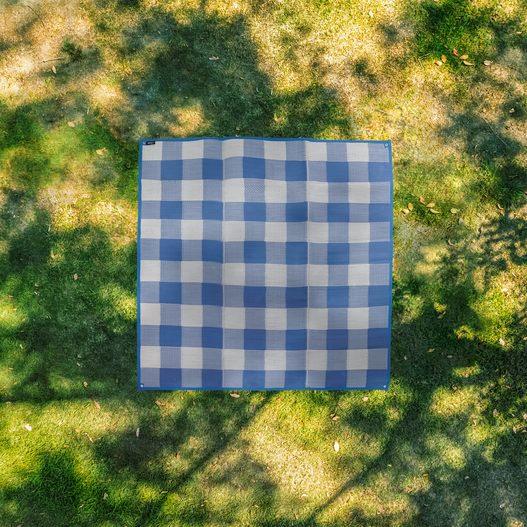 Outdoor Mat with Country Charm - Waterproof & Durable for Patio, Deck, Garden & Front Door Decor