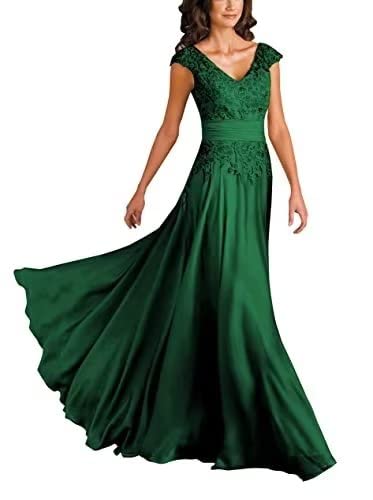 Elegant Plus Size Mother of The Bride Dress - Long Lace Cap Sleeve V-Neck Chiffon Formal Evening Gown for Weddings, Parties & Special Occasions | Emerald Green GQ15