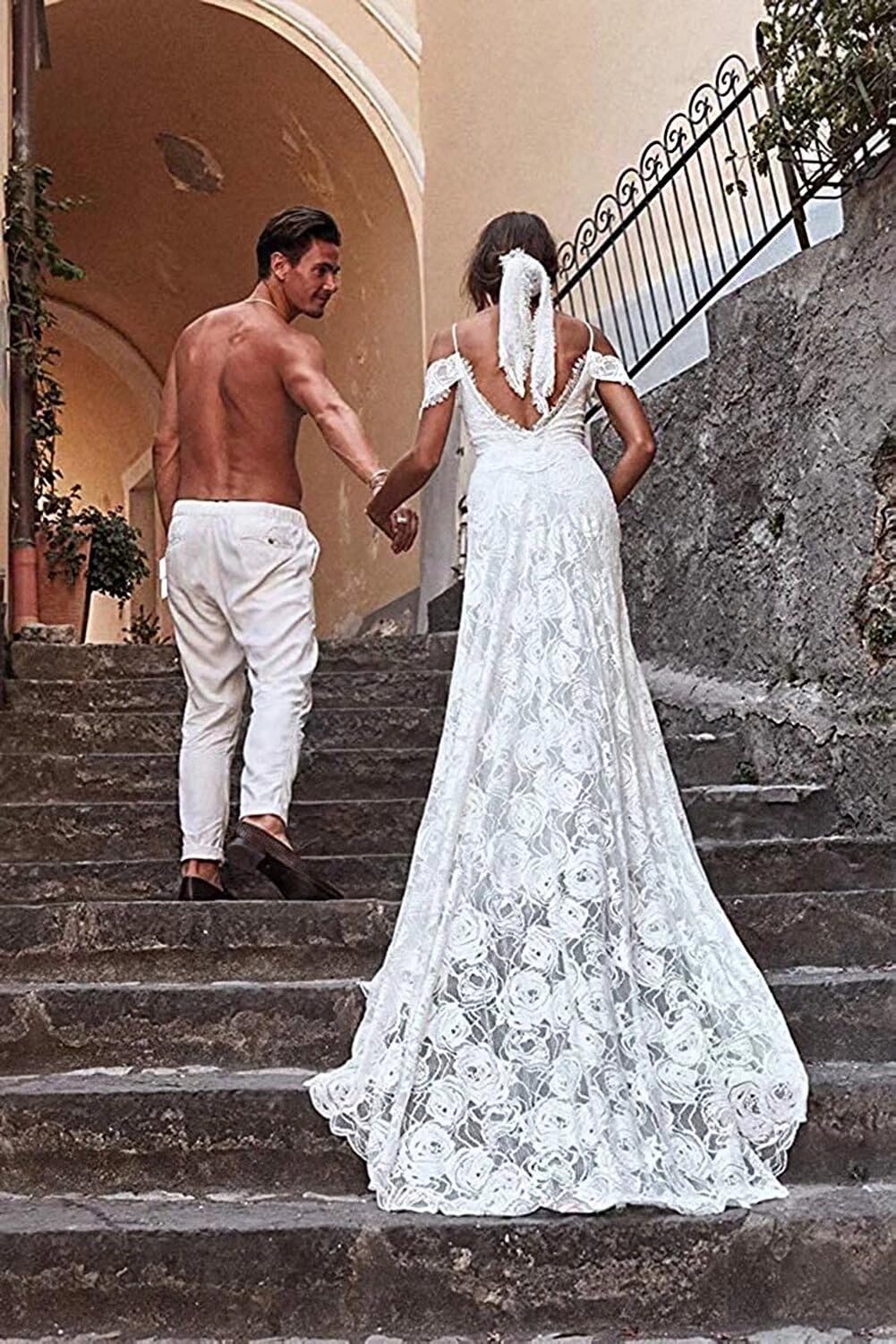 Bohemian Mermaid Wedding Dress Lace Bridal Gown with Pockets - Ivory Beach & Garden Wedding Dress for Outdoor Boho Brides