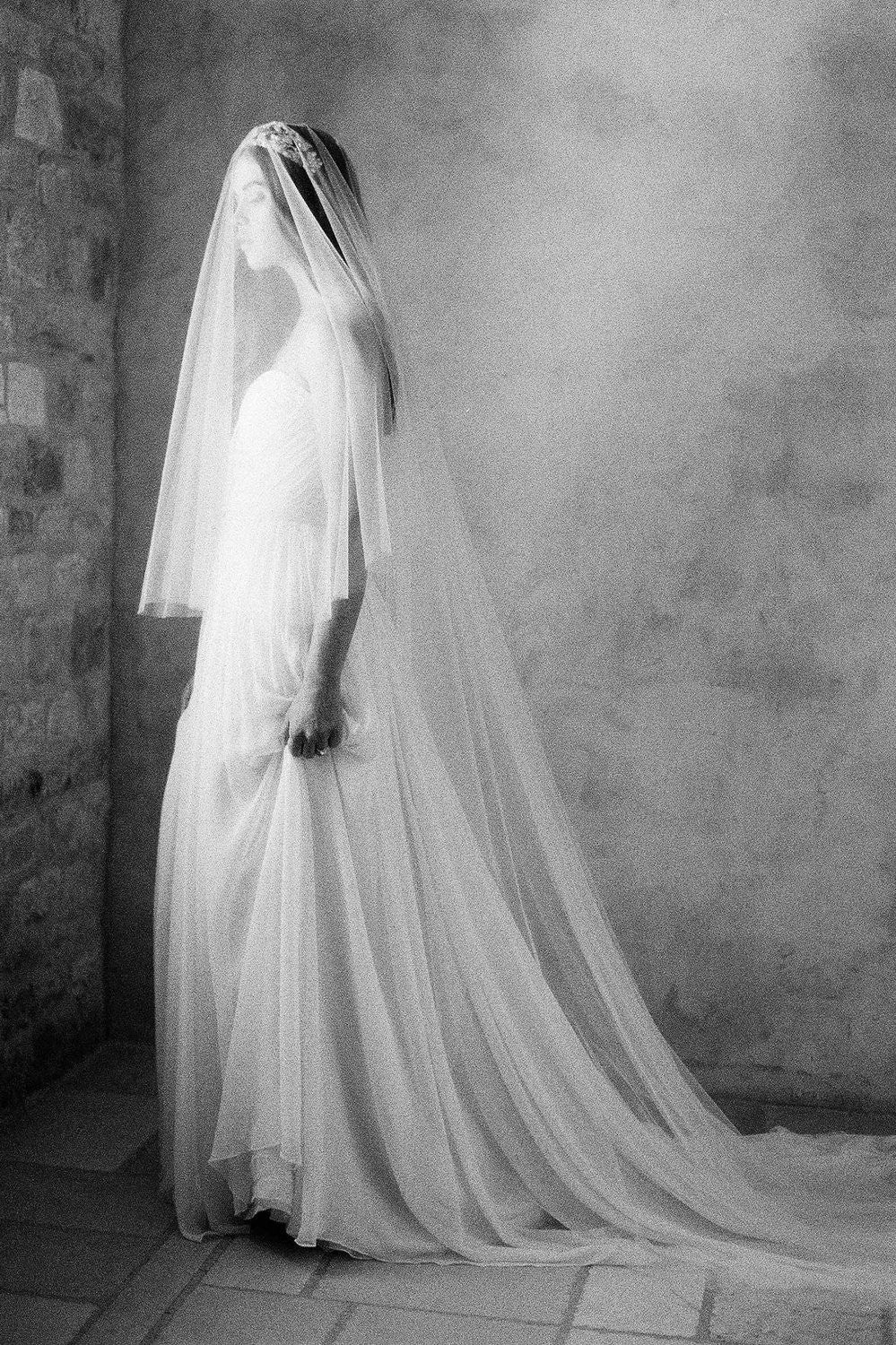 Ethereal Luxury Blusher & Cathedral Veil - Soft Pink Cheek Makeup & Bridal Accessory for Weddings, Photo Shoots & Special Events