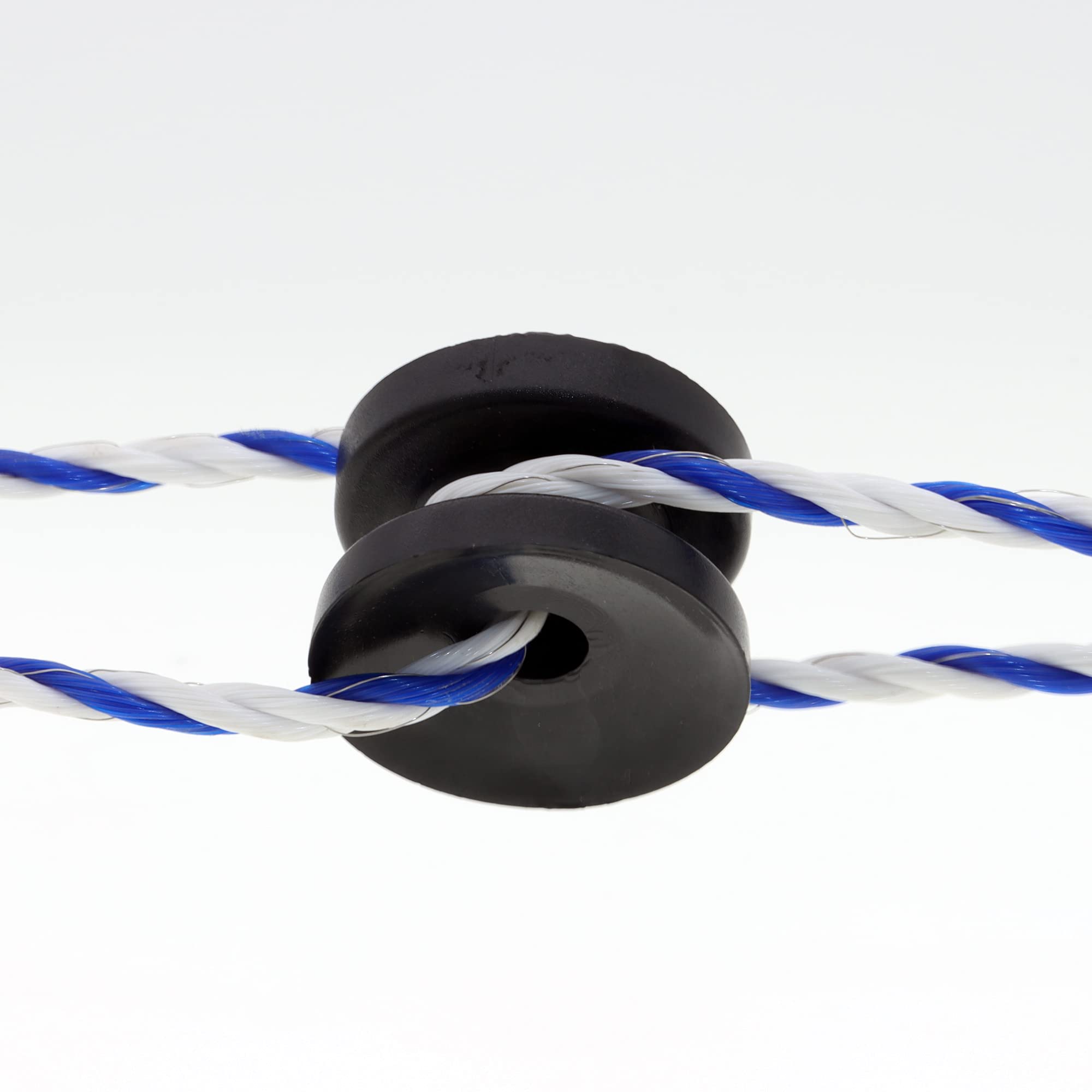 20Pcs Black Circular Ring Corner Post Electric Fence Insulators - Heavy Duty Polyrope Insulators for Electric Fence Wire - Perfect for Farm, Ranch & Livestock Containment