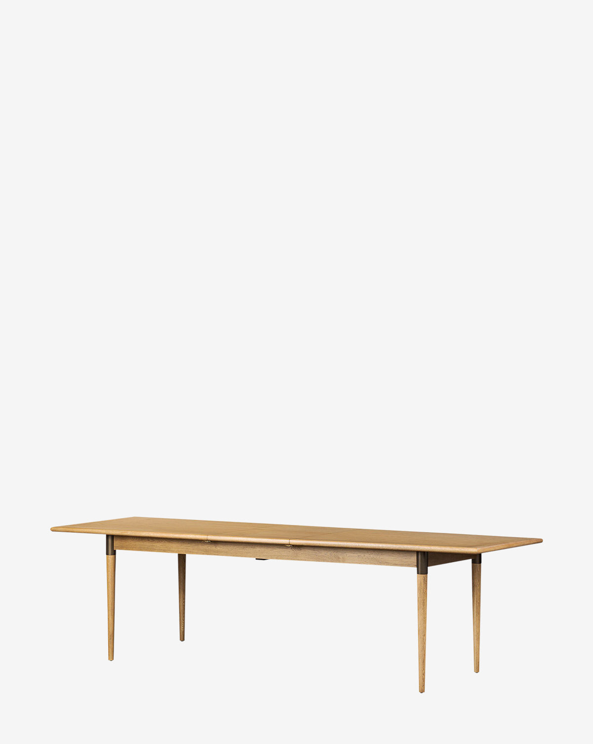 Redmond Extension Dining Table - Expandable Wooden Table for 6-10 People, Perfect for Family Gatherings & Dinner Parties