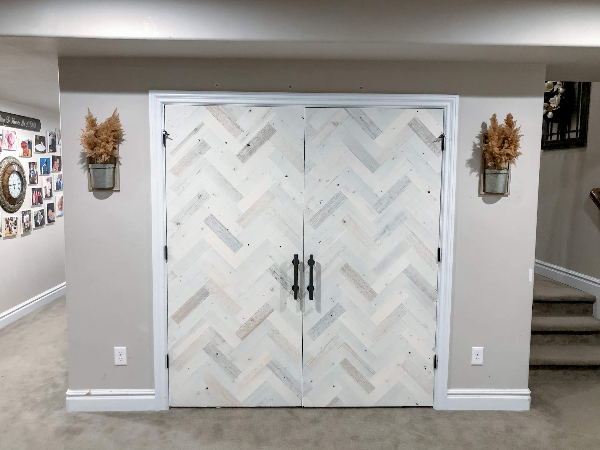 Timberchic River Reclaimed Wood Peel & Stick Wall Planks - Easy DIY Herringbone Pattern Wall Paneling for Accent Walls - Premium Self-Adhesive Wood Wall Covering - Coastal White - Perfect for Home Office, Bedroom, and Living Room Decor