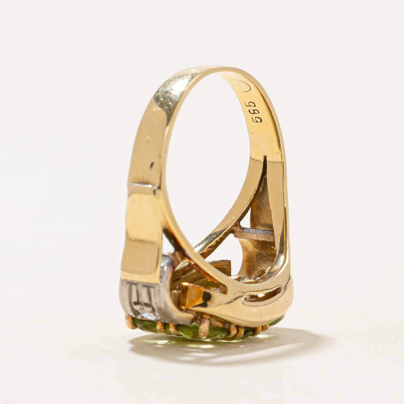 Peridot & Diamond Grid Ring - 1.50ctw Peridot & 0.06ctw Diamond - Size 5.5 - Elegant Green Gemstone Jewelry for Women - Perfect for Weddings, Anniversaries & Special Occasions