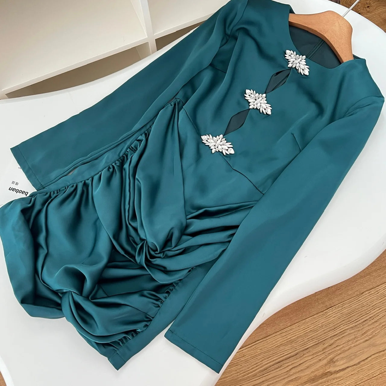 2024 Autumn Women's Green Diamond Elegant Wrap Hip Pleated Short Dress - Round Neck Hollow Out Sexy Party Evening Dress for Festival, Club & Date Night