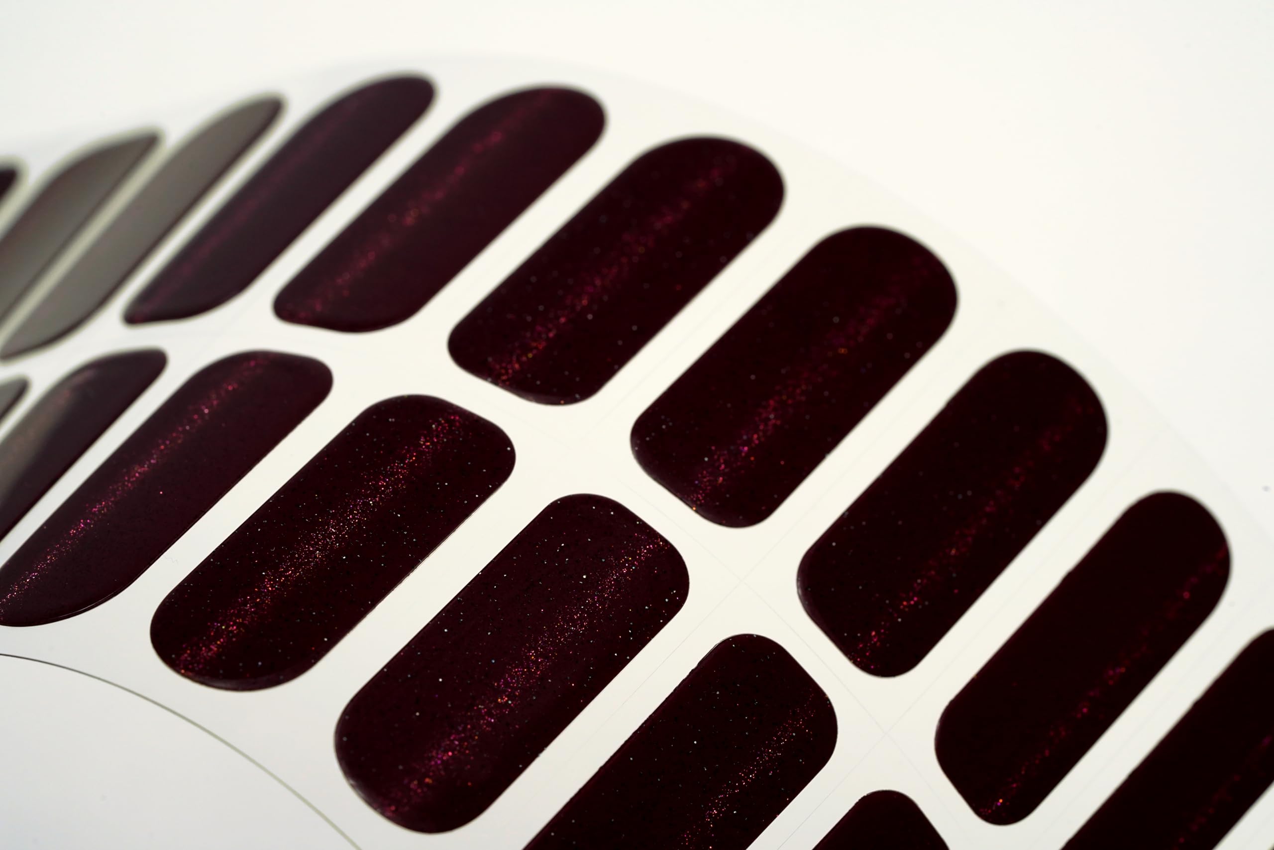 22 Premium Semi-Cured Gel Nail Polish Strips with Application Accessories - Aubergine Cat-Eye Design for Elegant Nails at Home or Salon