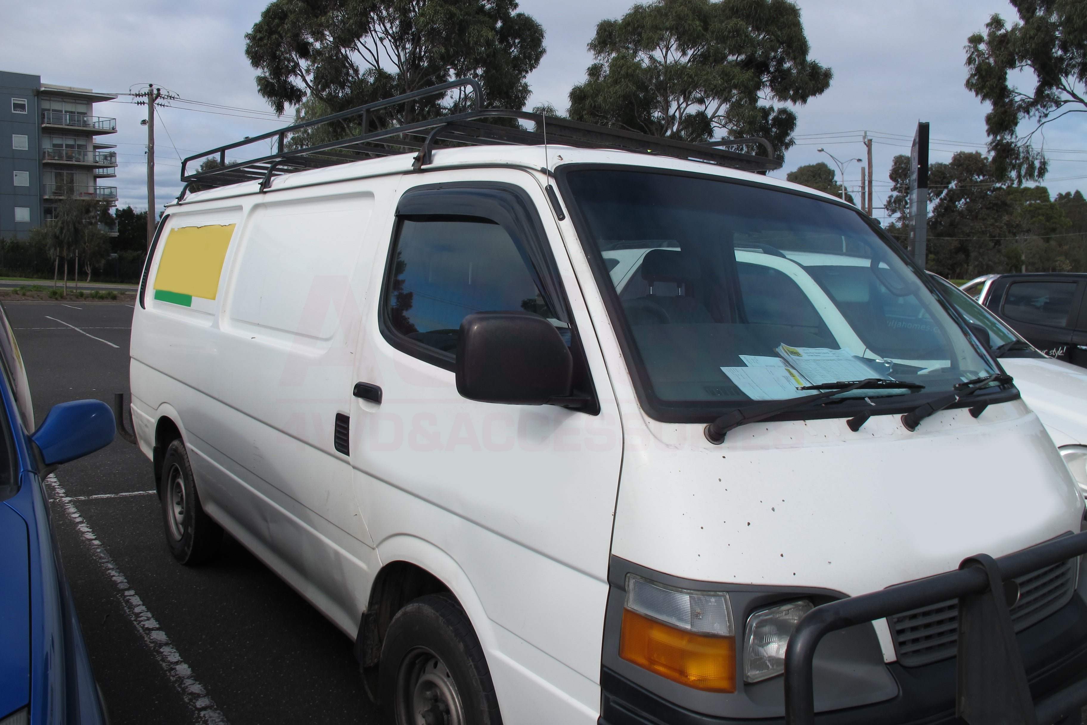 Toyota Hiace Weather Shields 1990-2005 - Durable Rain Guards & Window Deflectors for Van Protection & Comfort Driving in All Seasons