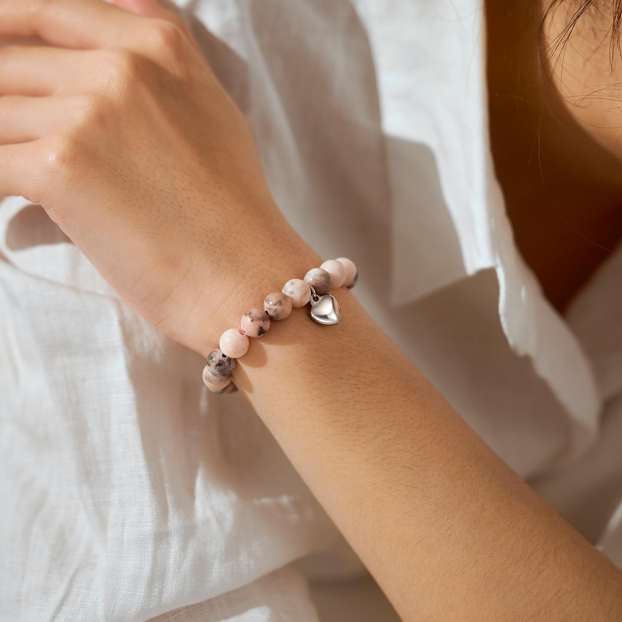 POWWA Natural Stone Heart Bracelet - Elegant Jewelry Gift for Women, Girls, Aunt, Niece - Perfect for Christmas, Birthday, Anniversary & Special Occasions - Ideal for Everyday Wear, Parties & Gifting