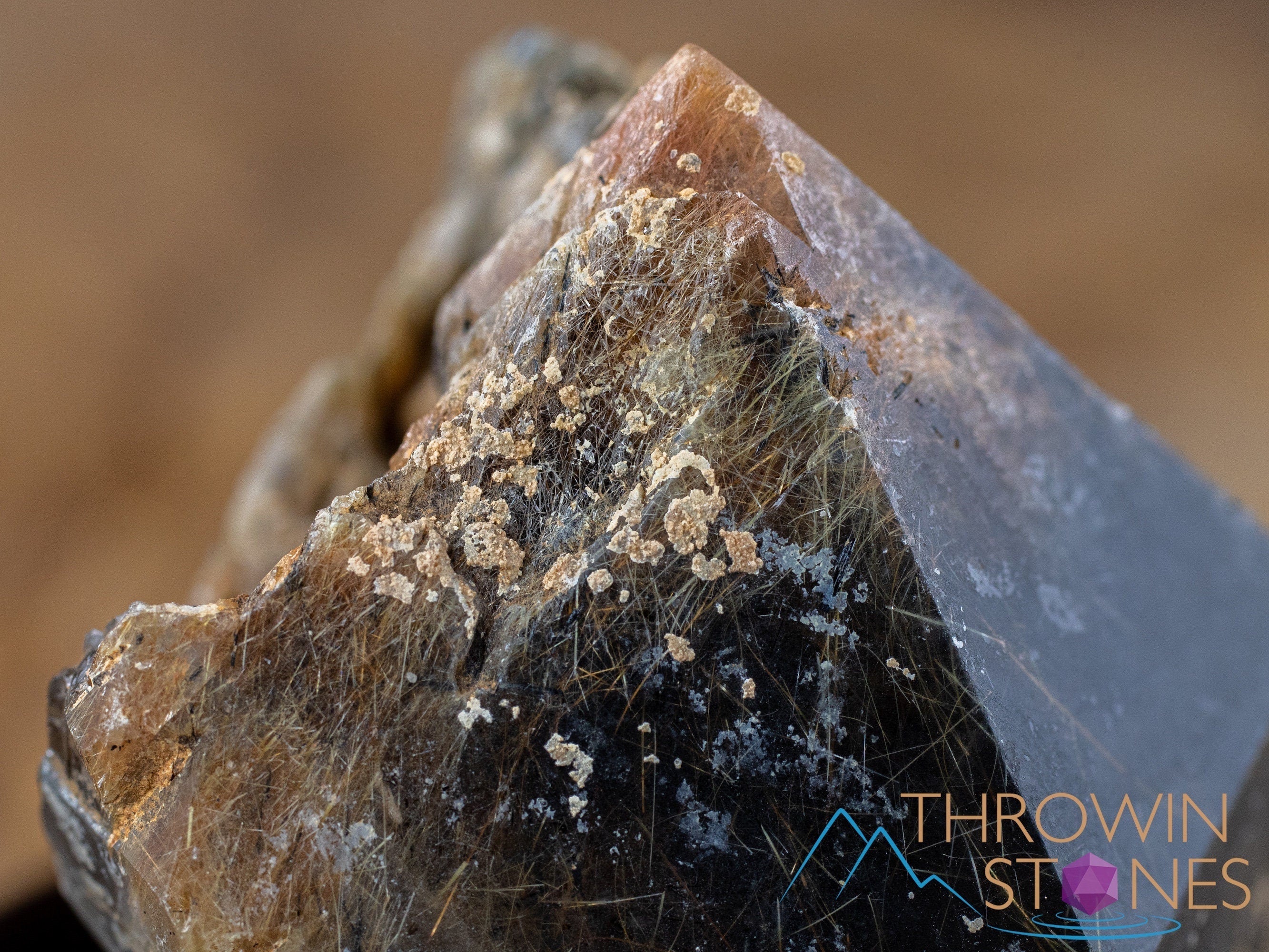 Natural QUARTZ Raw Crystal with Riebeckite, Rutile & Aegirine - Healing Stones Collection for Home Decor, Housewarming Gift & Spiritual Healing - Perfect for Meditation, Yoga & Energy Cleansing