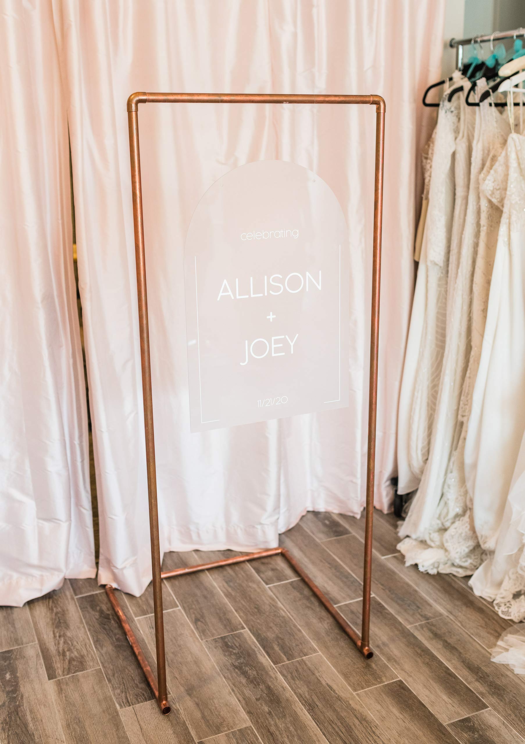 Elegant Frosted Acrylic Wedding Welcome Sign - Arch-Shaped Clear Modern Decoration for Wedding Ceremony & Reception Display - Perfect for Outdoor, Indoor, and Backyard Weddings