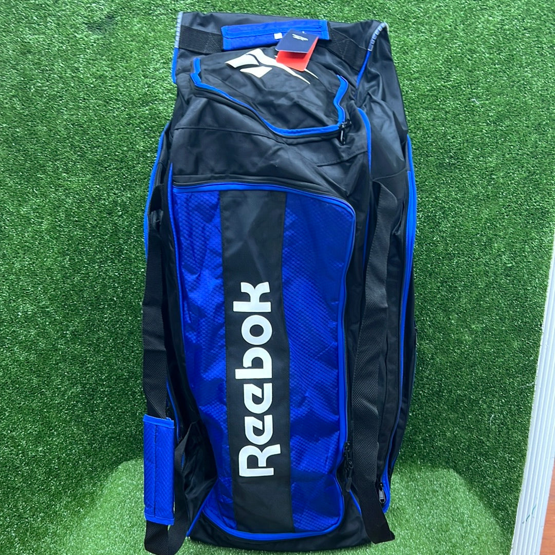 Reebok Master Blaster Wheelie Adult Cricket Kit Bag - Durable Cricket Equipment Bag for Training & Matches - Perfect for Cricket Players & Sports Enthusiasts