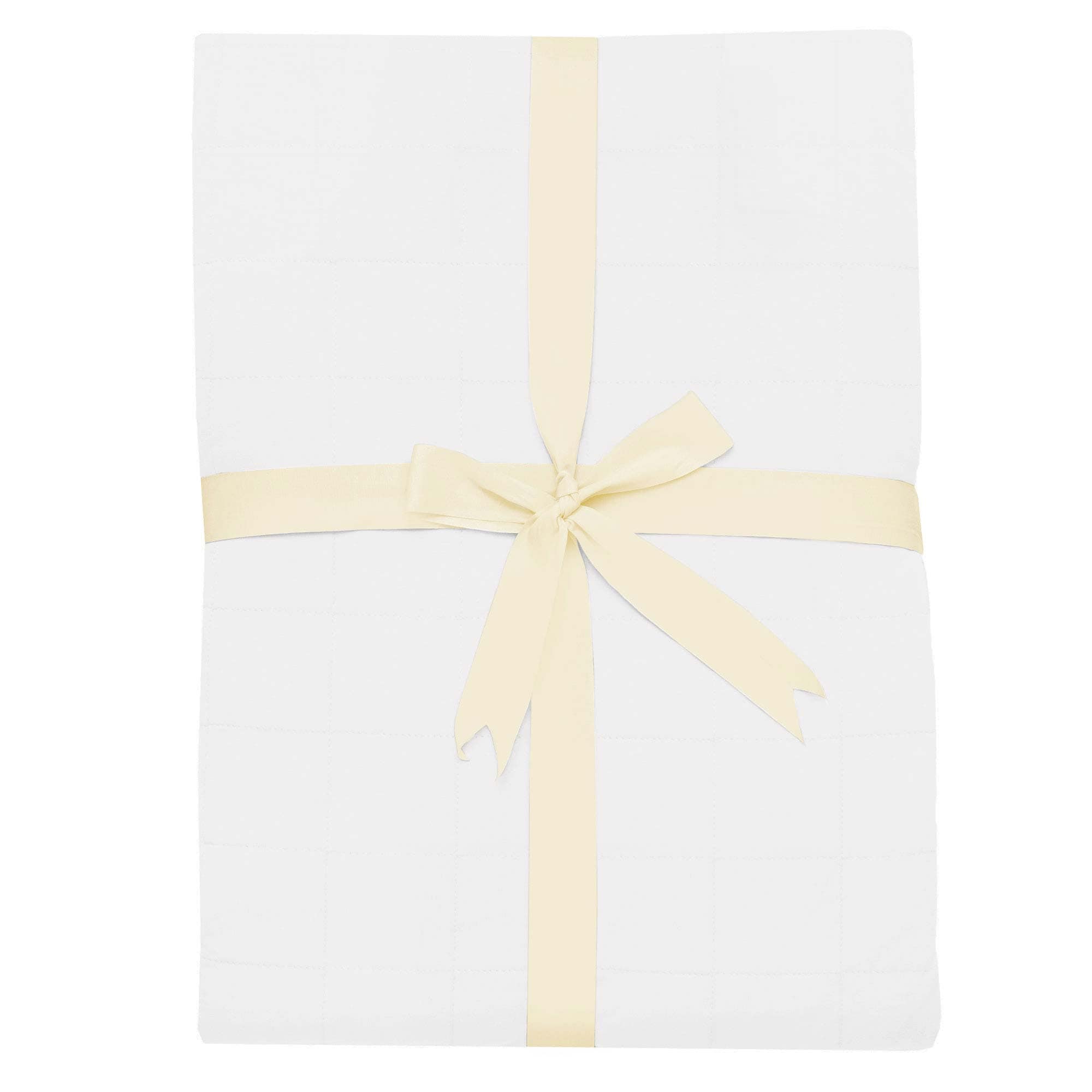 Soft & Cozy Adult Quilted Blanket - Cloud 1.0 Design for Bed, Sofa & Travel - Perfect for Relaxing at Home or On-The-Go