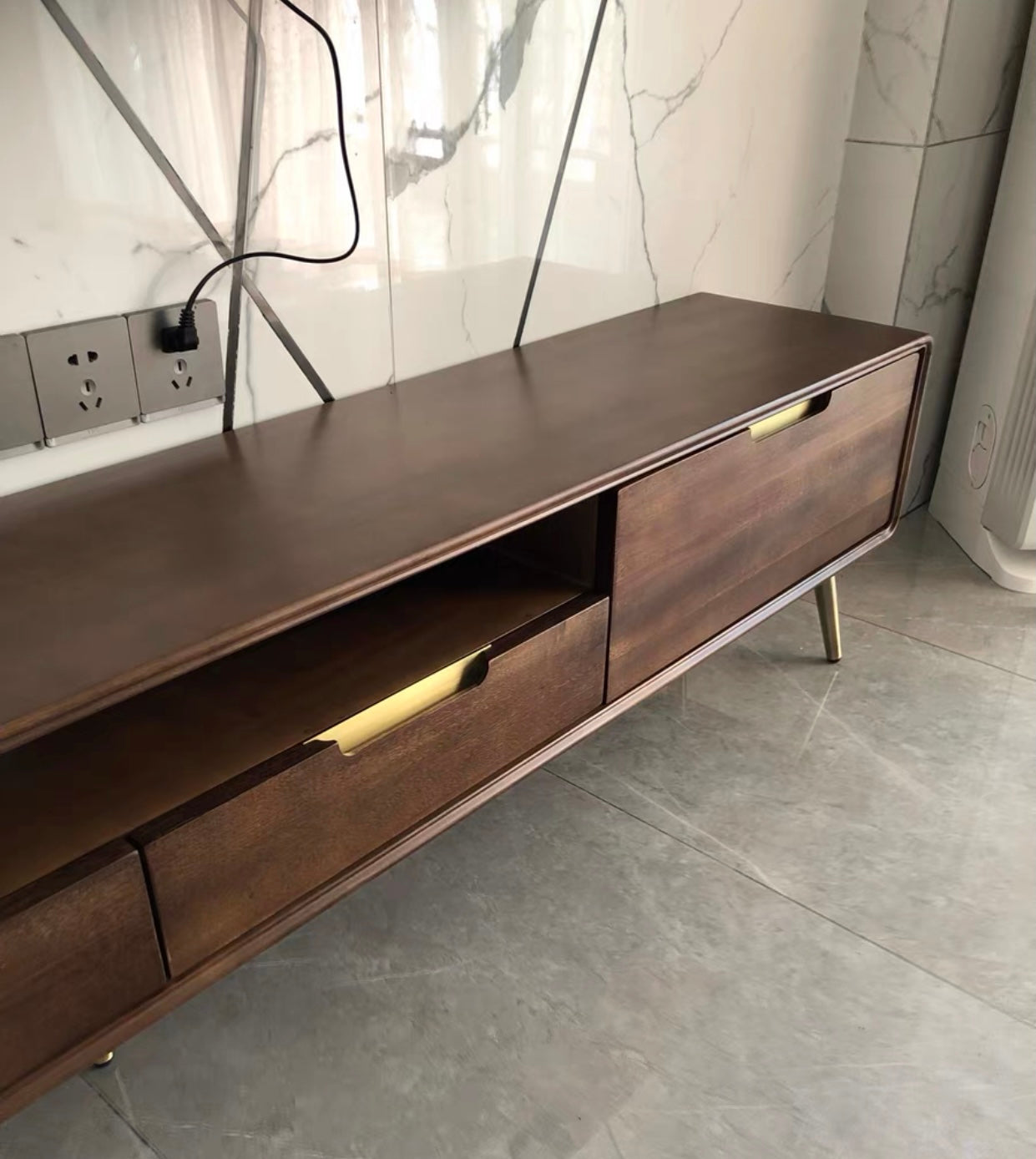 Modern Minimalist Solid Wood Lift-Top Coffee Table with Storage - Stylish & Functional Living Room Centerpiece for Small Spaces