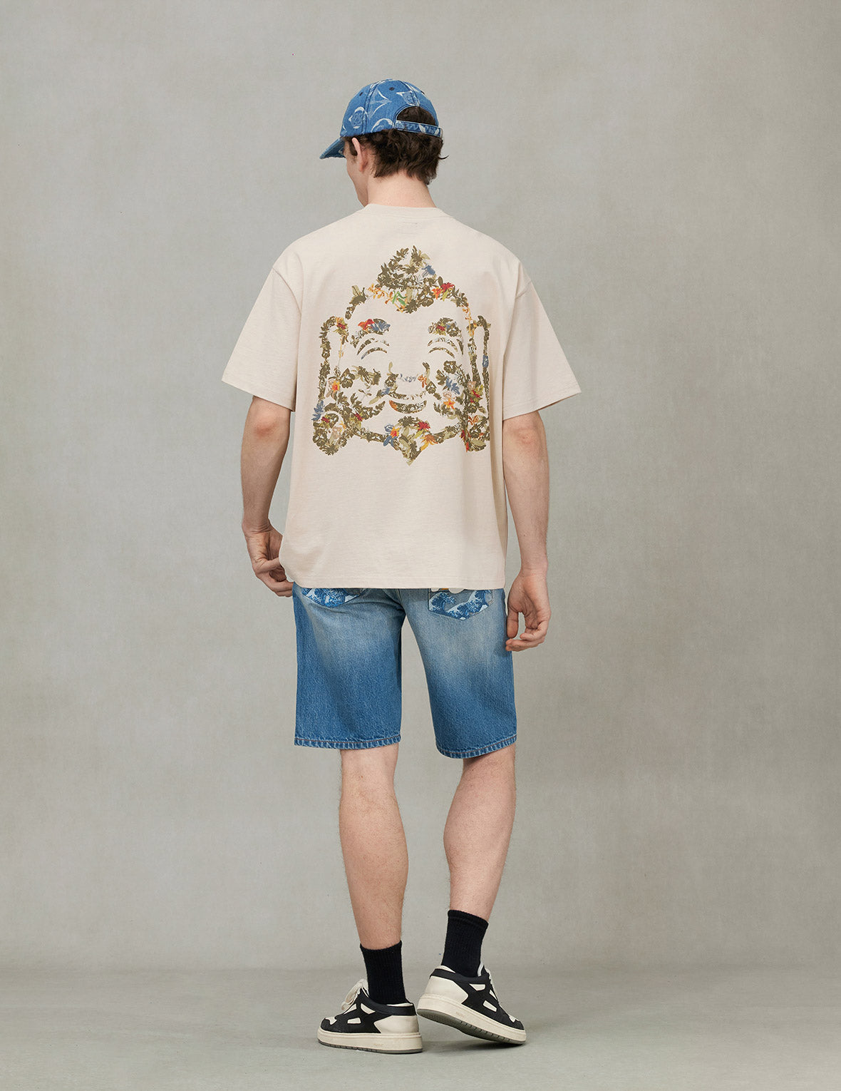 Stylish Playful Seagull & Great Wave Print Denim Shorts - Comfortable Regular Fit for Women & Men | Perfect for Beach Outings, Summer Fashion & Casual Wear